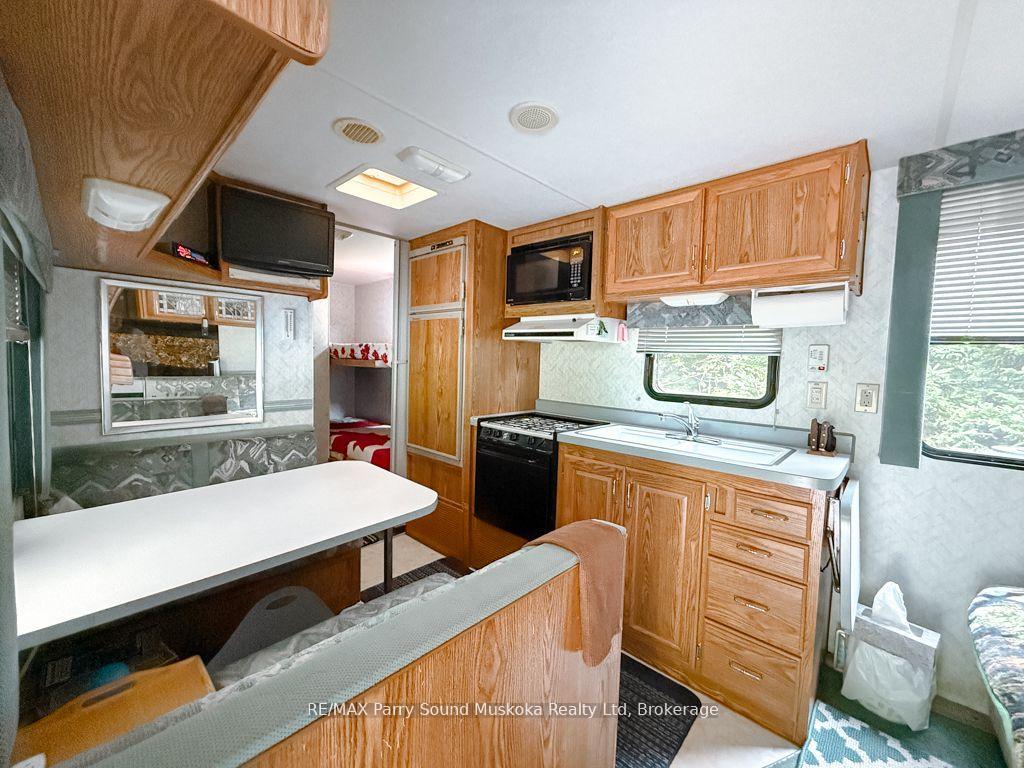 Photo 19 of 335 Centre Road, McKellar — HOMEH