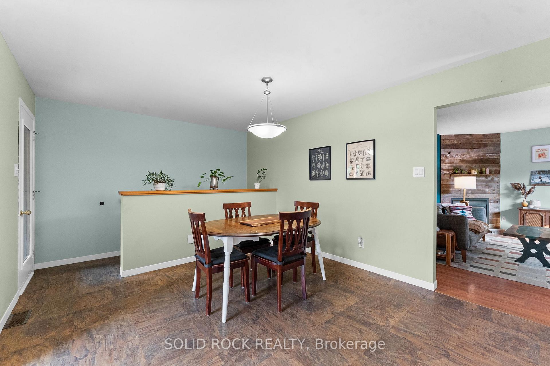 Photo 7 of 112 Kedey Street, Ottawa, Fitzroy — HOMEH