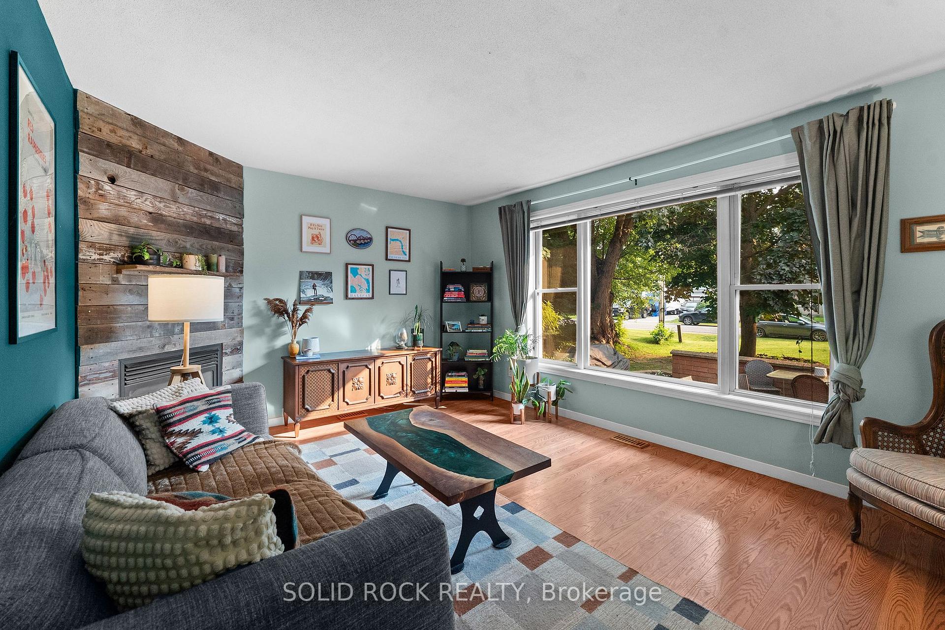 Photo 10 of 112 Kedey Street, Ottawa, Fitzroy — HOMEH