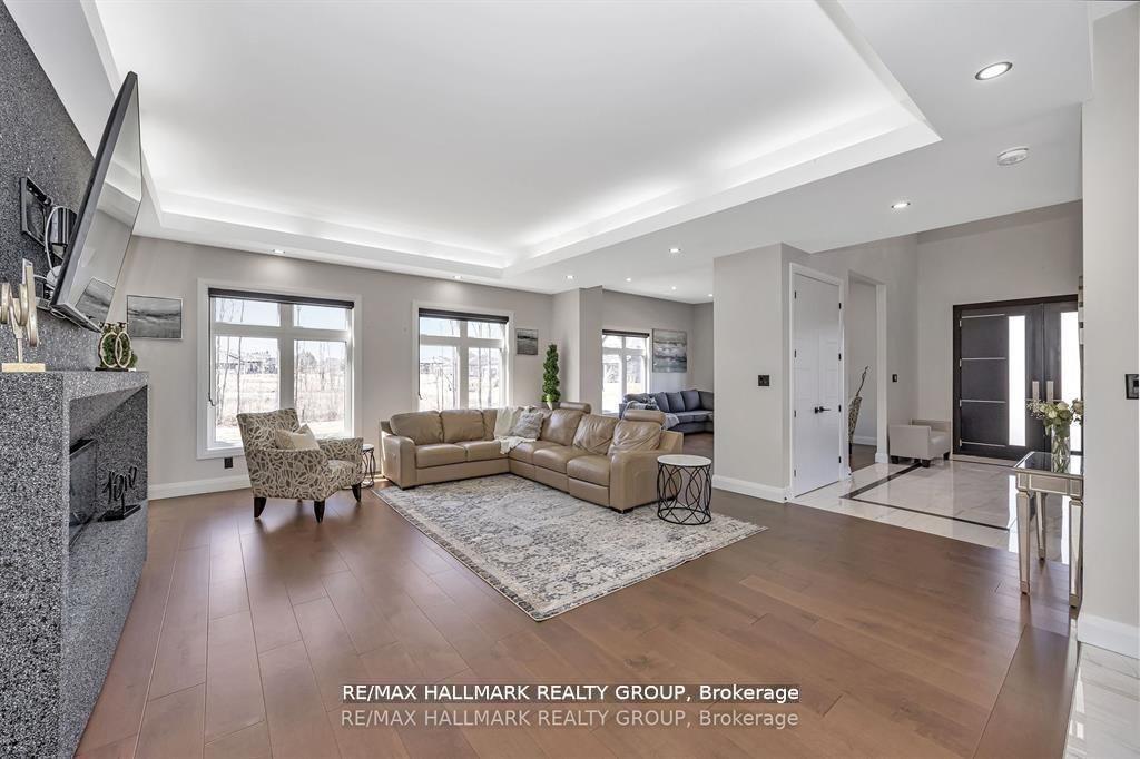 Photo 13 of 595 Shoreway Drive, Ottawa, Greely — HOMEH