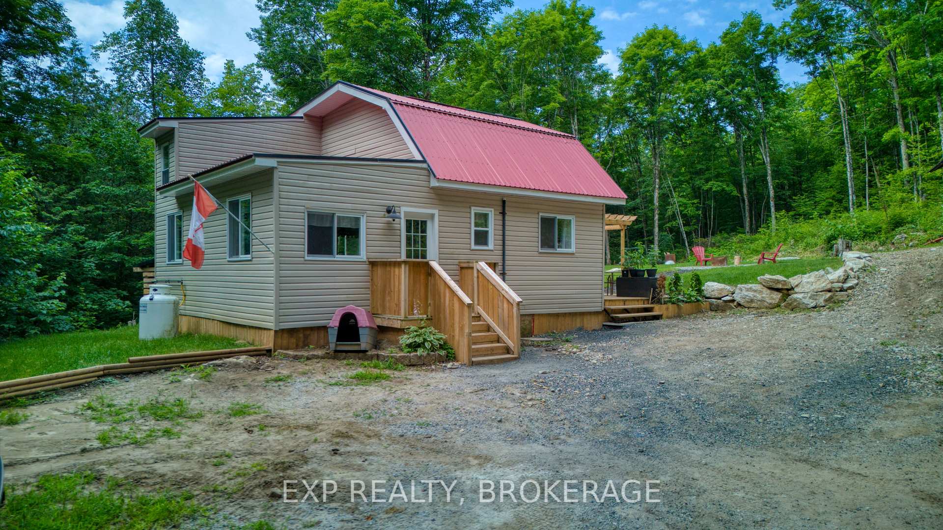 Photo 2 of 1427 Lewis Road, Frontenac, Frontenac Centre — HOMEH