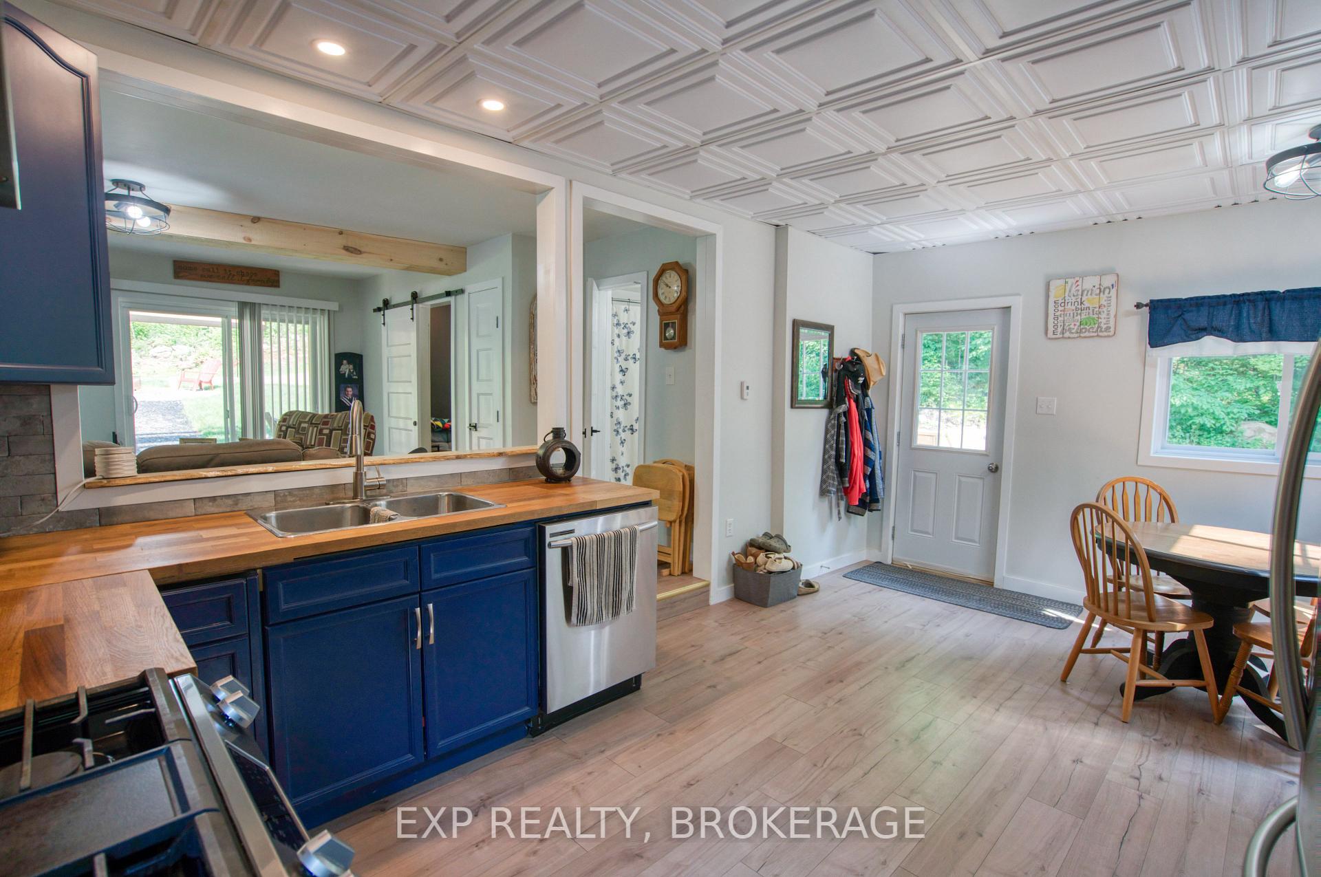 Photo 9 of 1427 Lewis Road, Frontenac, Frontenac Centre — HOMEH
