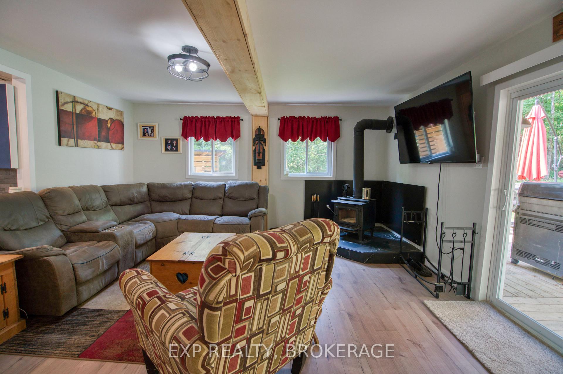 Photo 15 of 1427 Lewis Road, Frontenac, Frontenac Centre — HOMEH