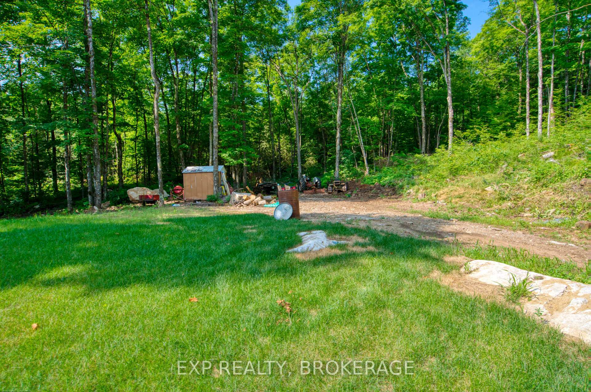 Photo 35 of 1427 Lewis Road, Frontenac, Frontenac Centre — HOMEH