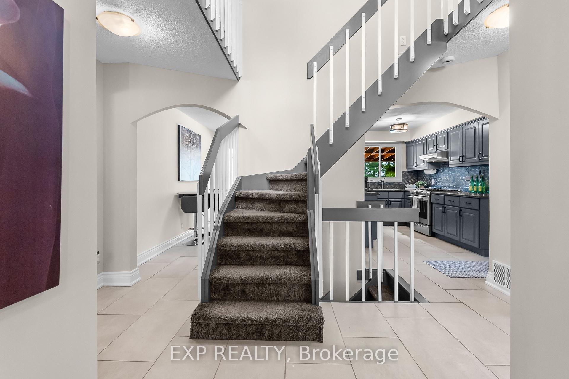 Photo 6 of 9 Stella Street, Pelham, Fonthill — HOMEH
