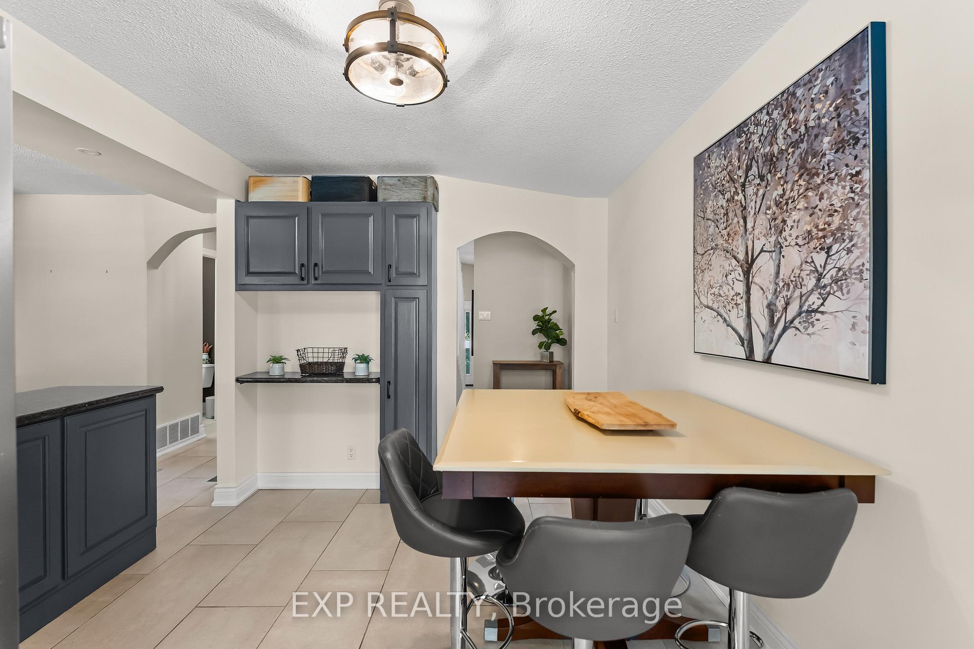 Photo 16 of 9 Stella Street, Pelham, Fonthill — HOMEH