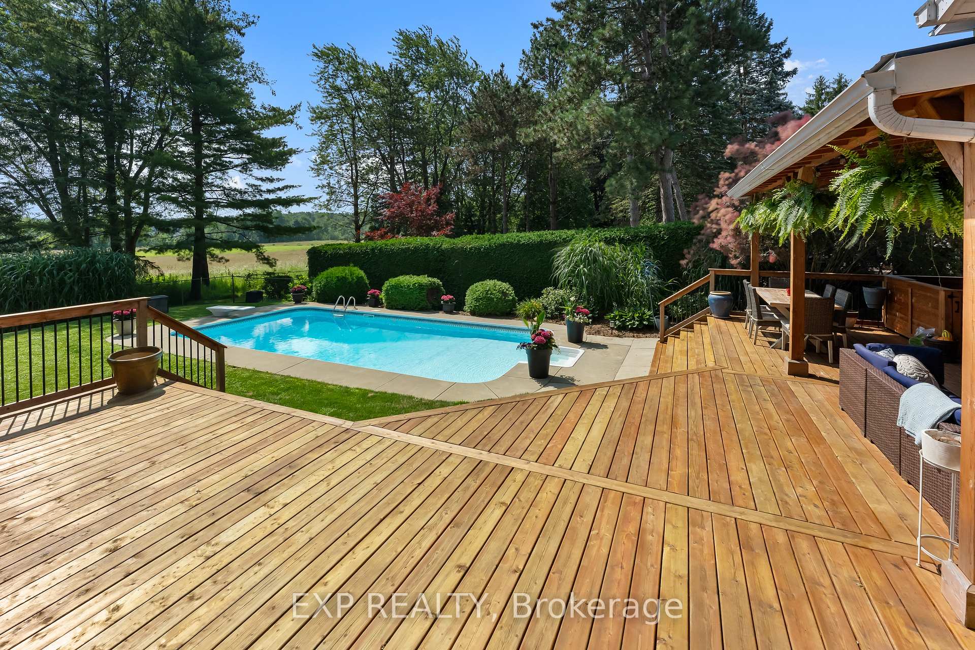 Photo 31 of 9 Stella Street, Pelham, Fonthill — HOMEH