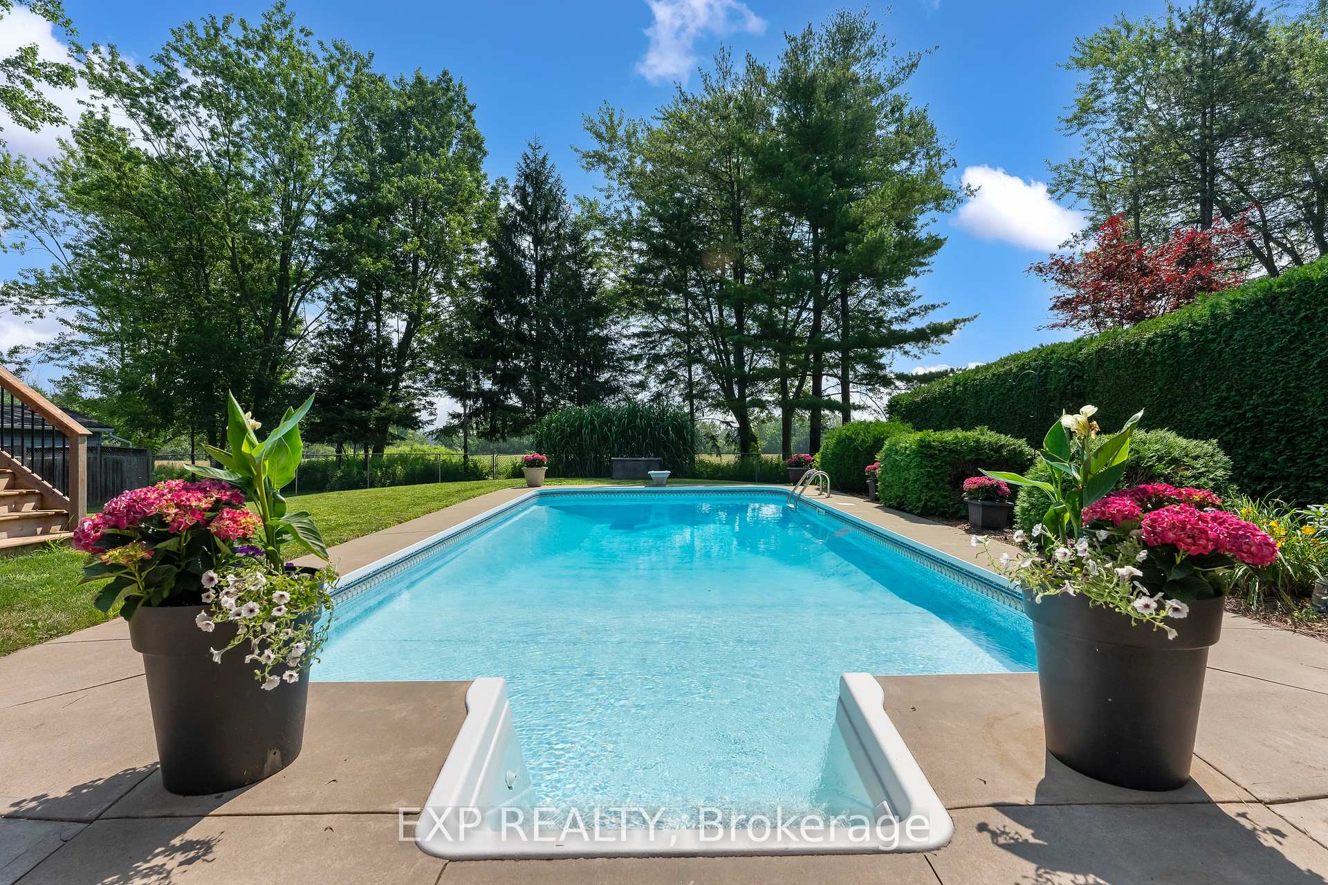 Photo 33 of 9 Stella Street, Pelham, Fonthill — HOMEH