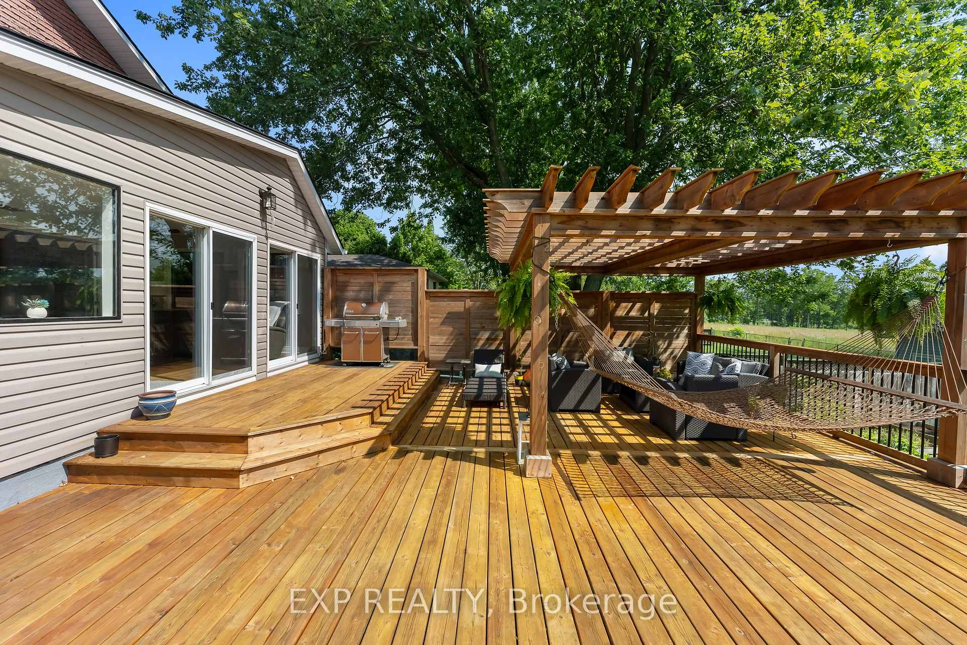 Photo 45 of 9 Stella Street, Pelham, Fonthill — HOMEH