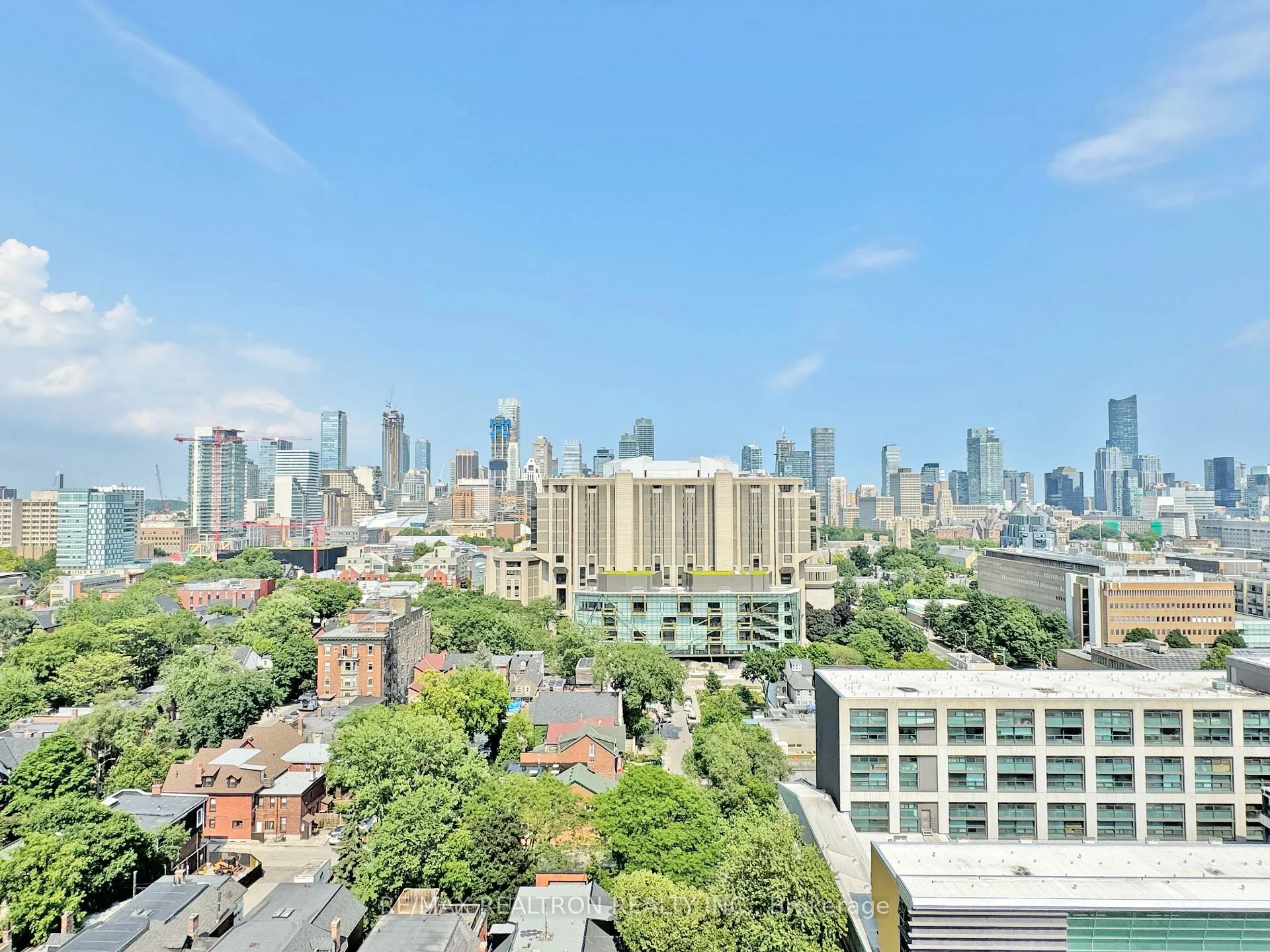 Photo 14 of Unit 1810, 666 Spadina Avenue, Toronto, University — HOMEH