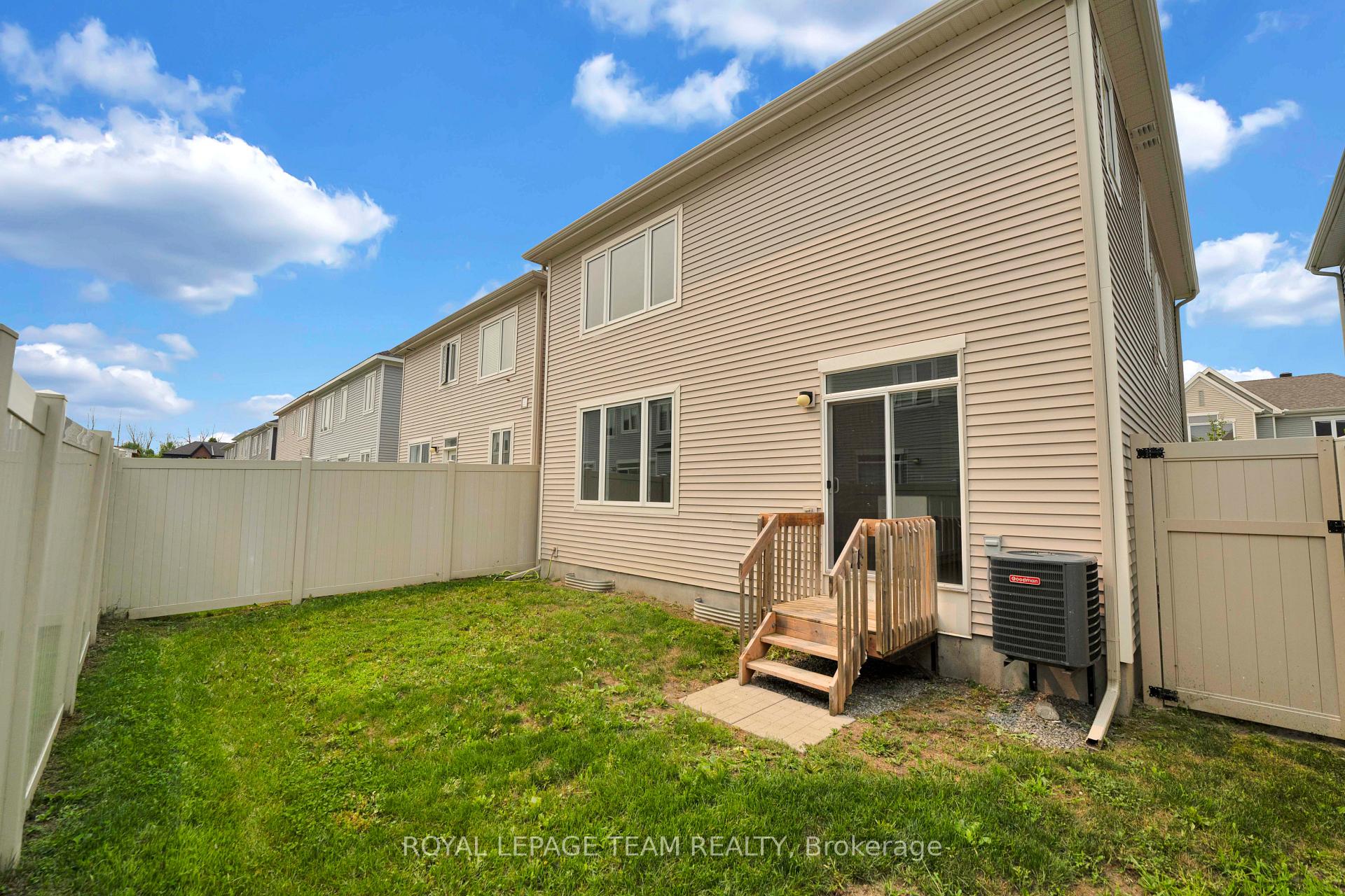 Photo 33 of 59 Moonbeam Street, Ottawa, Barrhaven - Heritage Park — HOMEH
