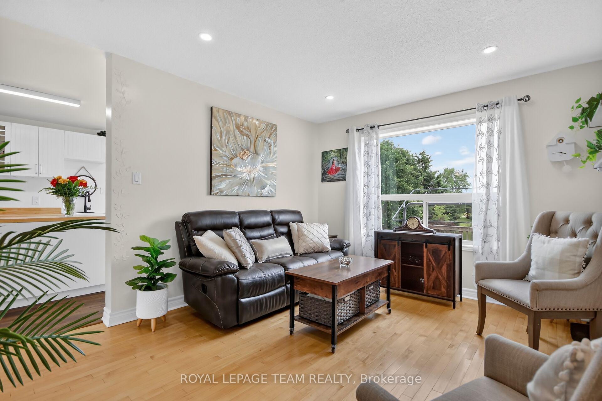 Photo 6 of 34 Jenna Drive, Arnprior, Arnprior — HOMEH