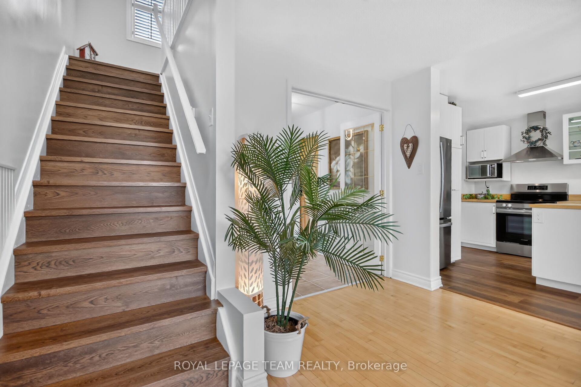 Photo 14 of 34 Jenna Drive, Arnprior, Arnprior — HOMEH