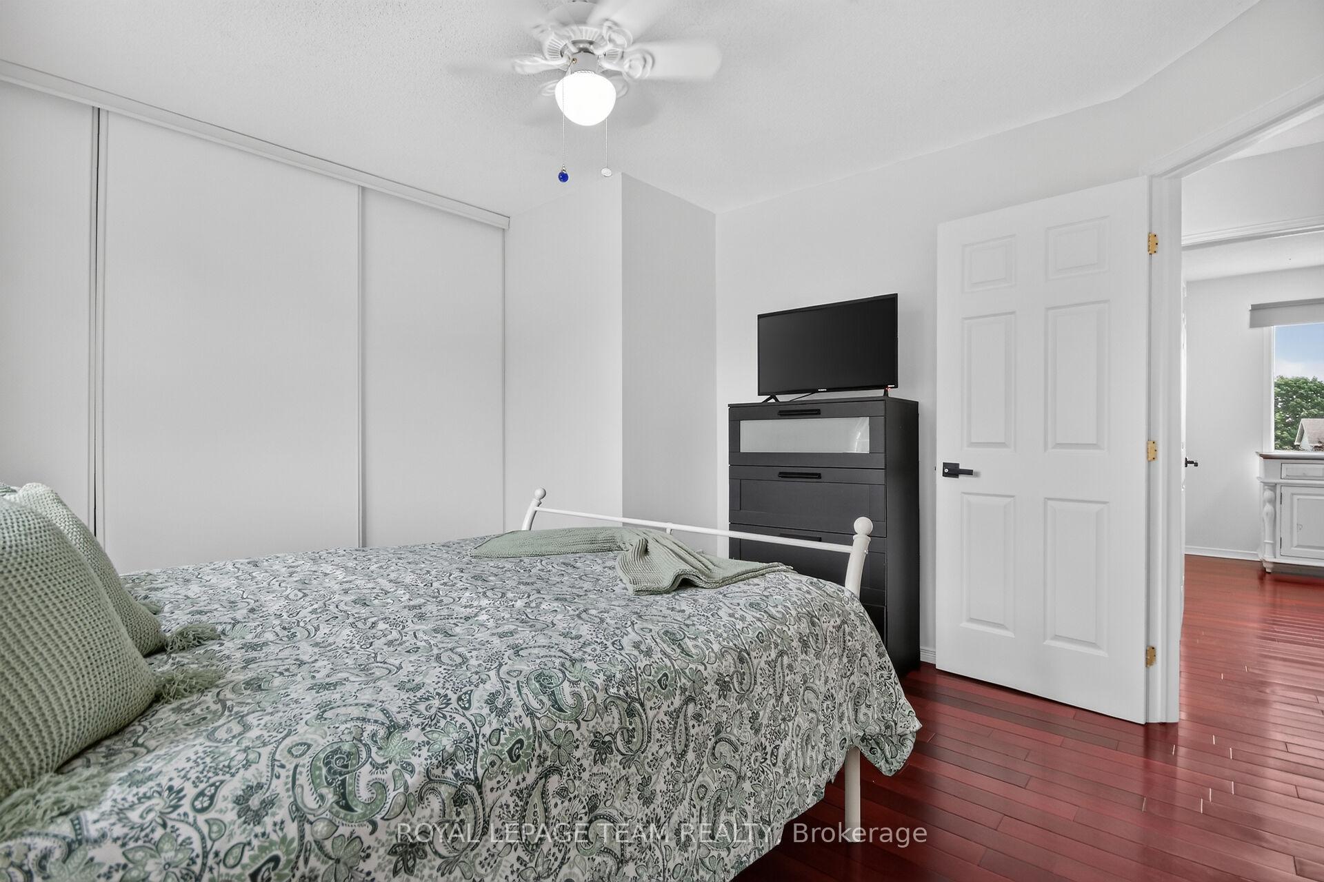 Photo 16 of 34 Jenna Drive, Arnprior, Arnprior — HOMEH