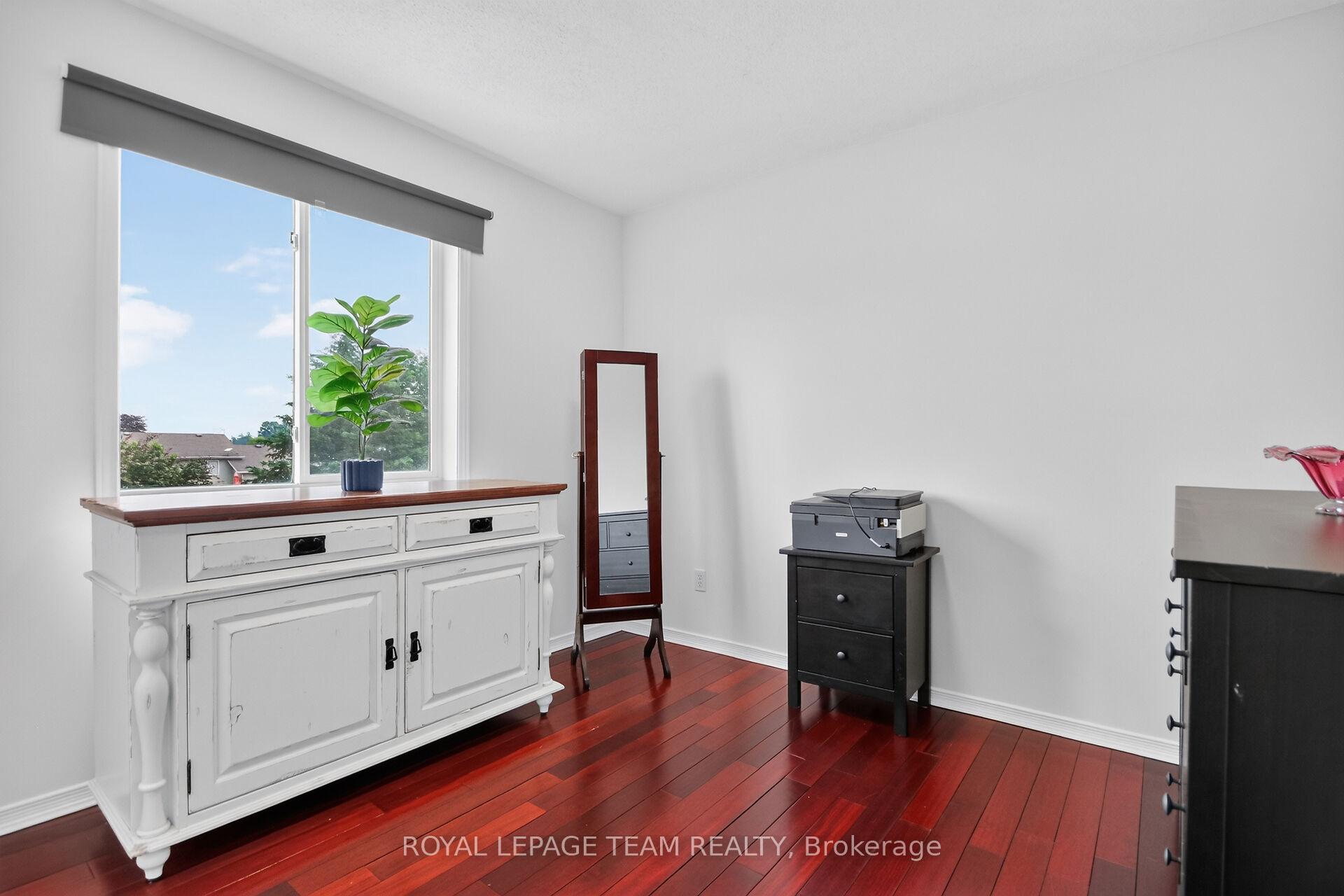 Photo 17 of 34 Jenna Drive, Arnprior, Arnprior — HOMEH