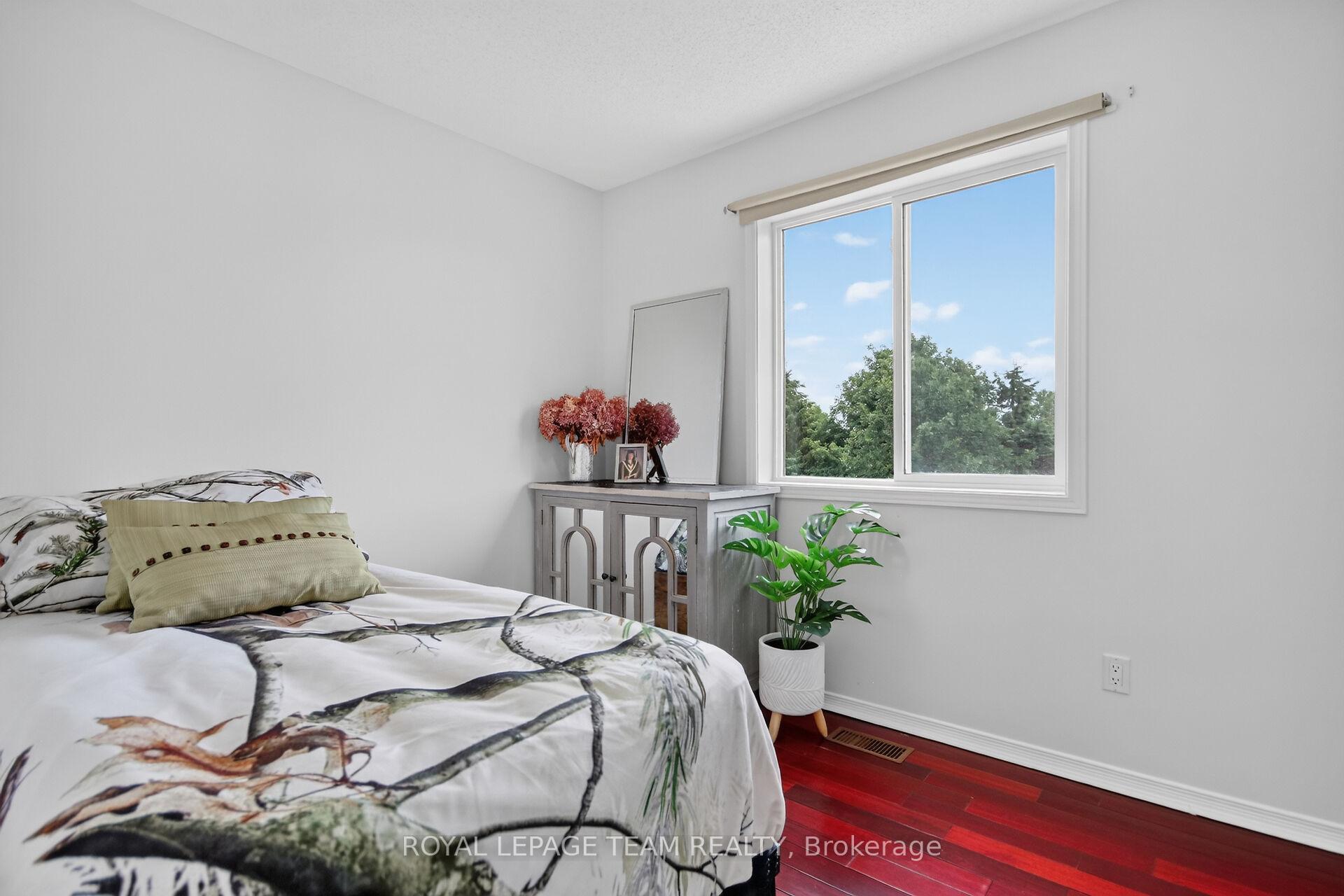 Photo 18 of 34 Jenna Drive, Arnprior, Arnprior — HOMEH