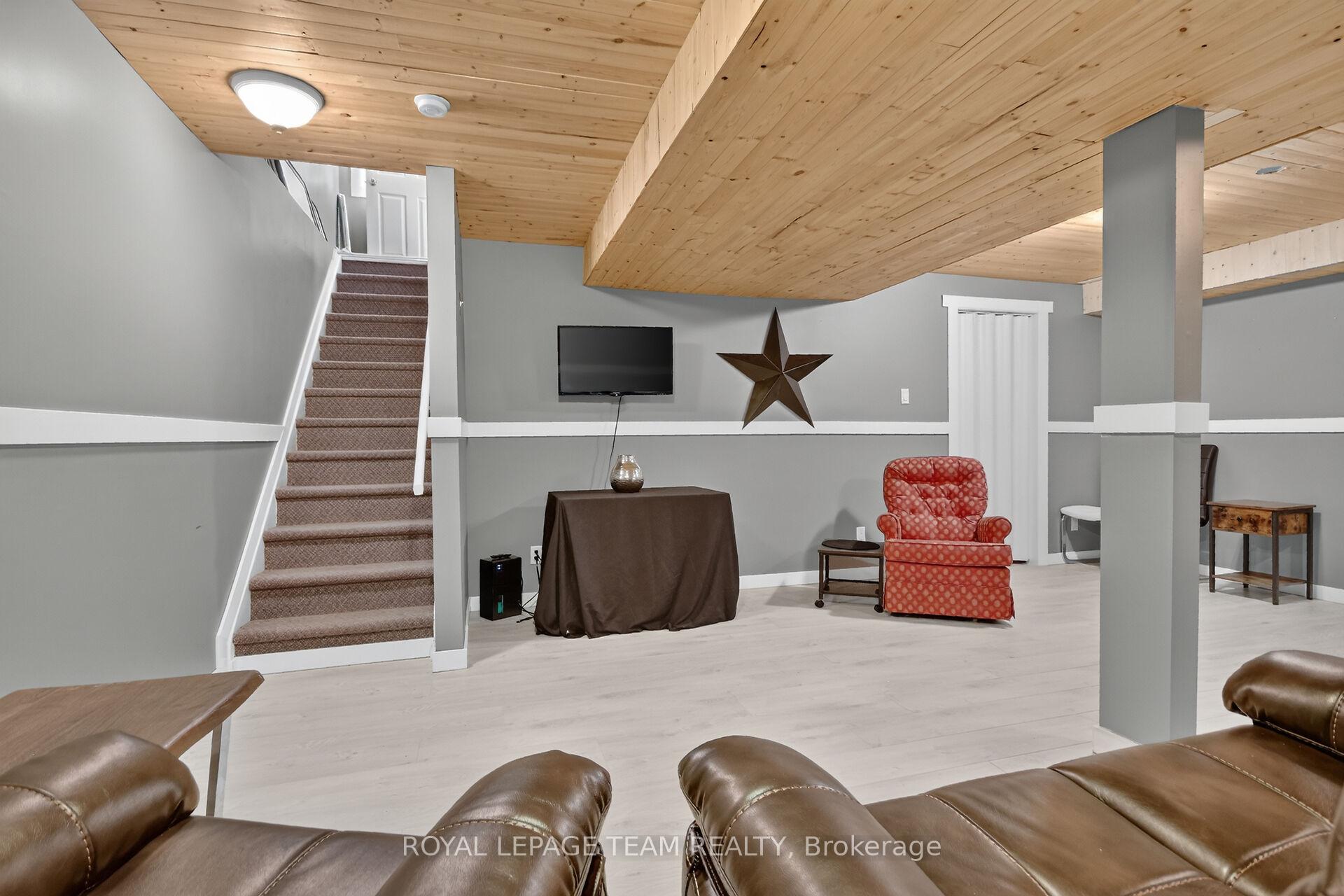 Photo 21 of 34 Jenna Drive, Arnprior, Arnprior — HOMEH
