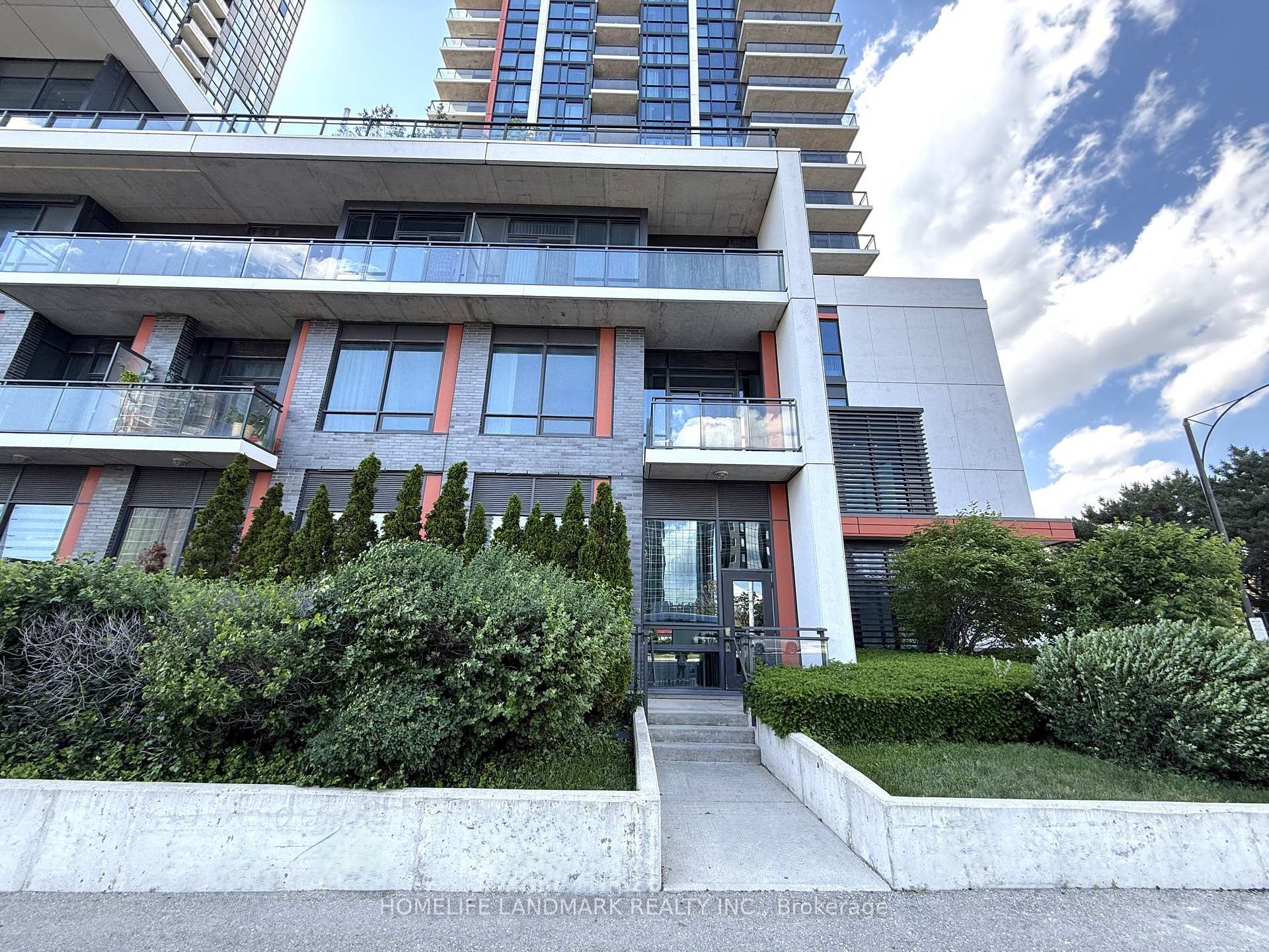 Front of Unit 109, 55 Eglinton Avenue W