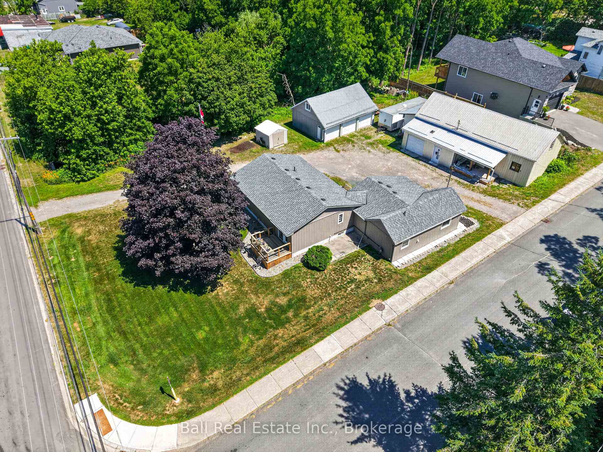 Photo of 6 Ermatinger Street
