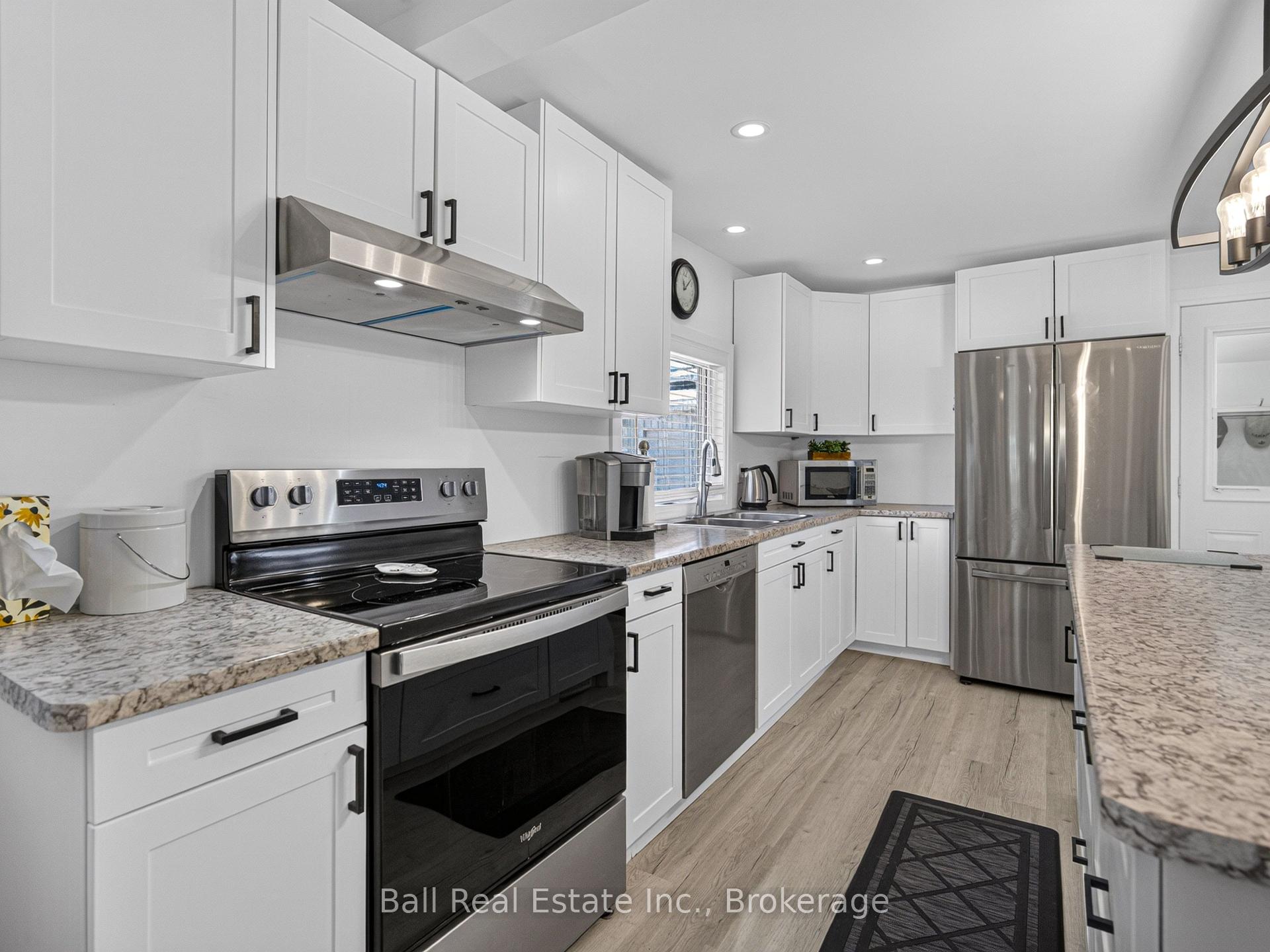 Photo 8 of 6 Ermatinger Street, Selwyn — HOMEH