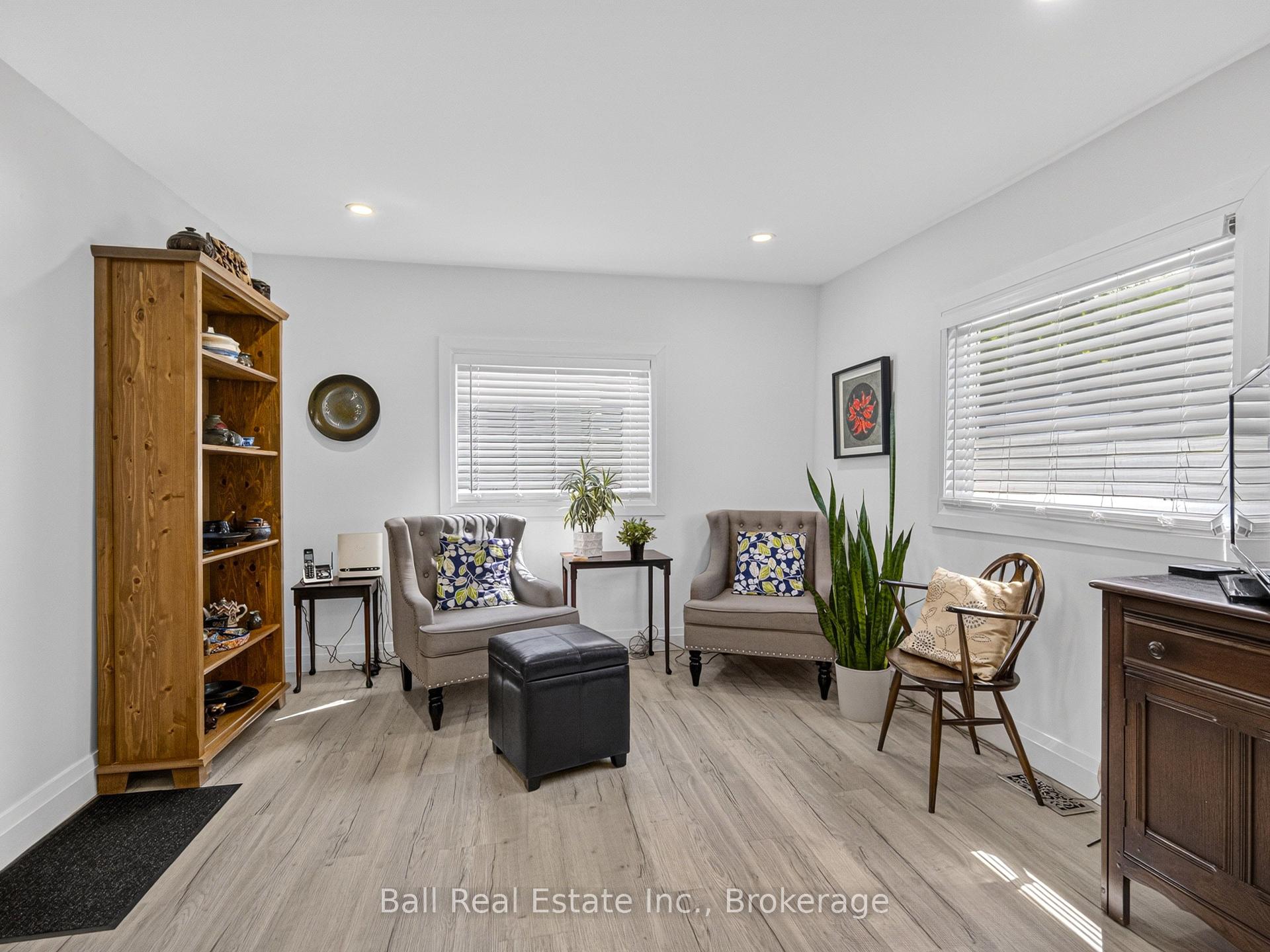 Photo 12 of 6 Ermatinger Street, Selwyn — HOMEH