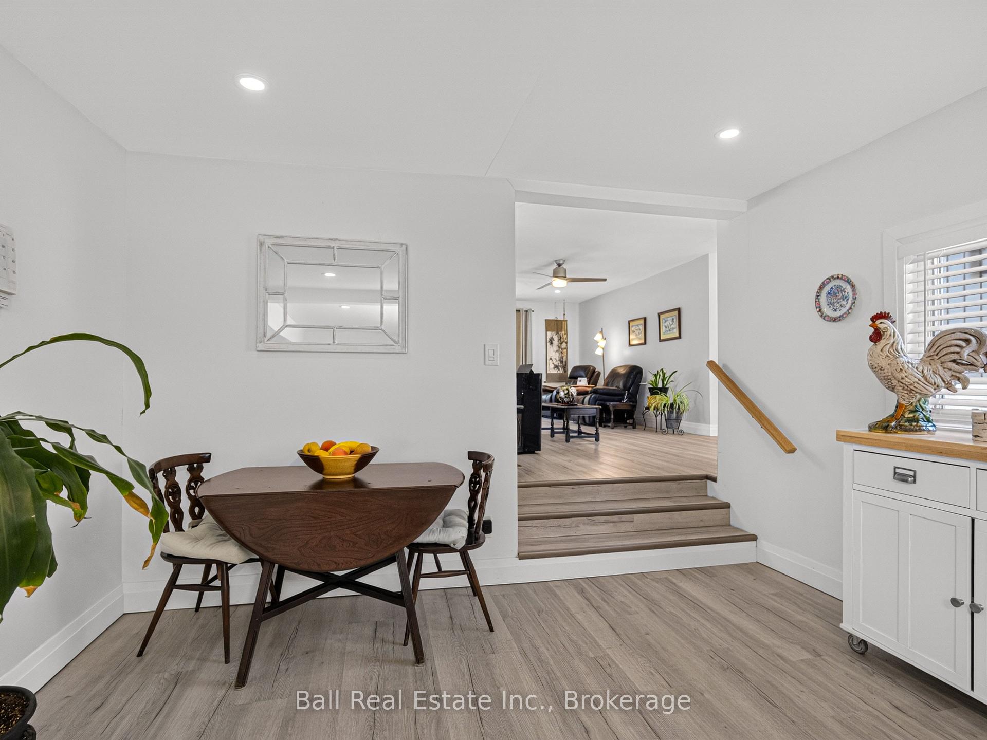 Photo 13 of 6 Ermatinger Street, Selwyn — HOMEH
