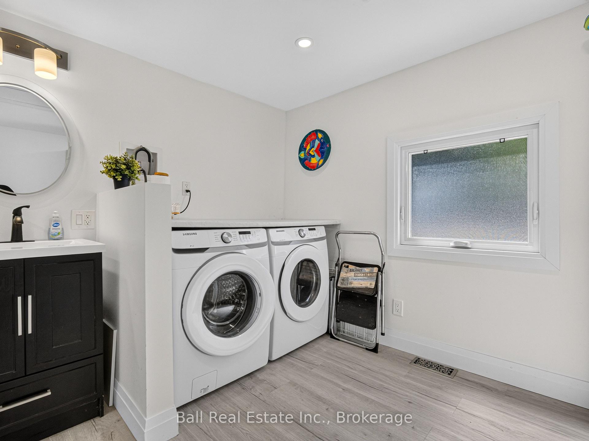 Photo 15 of 6 Ermatinger Street, Selwyn — HOMEH