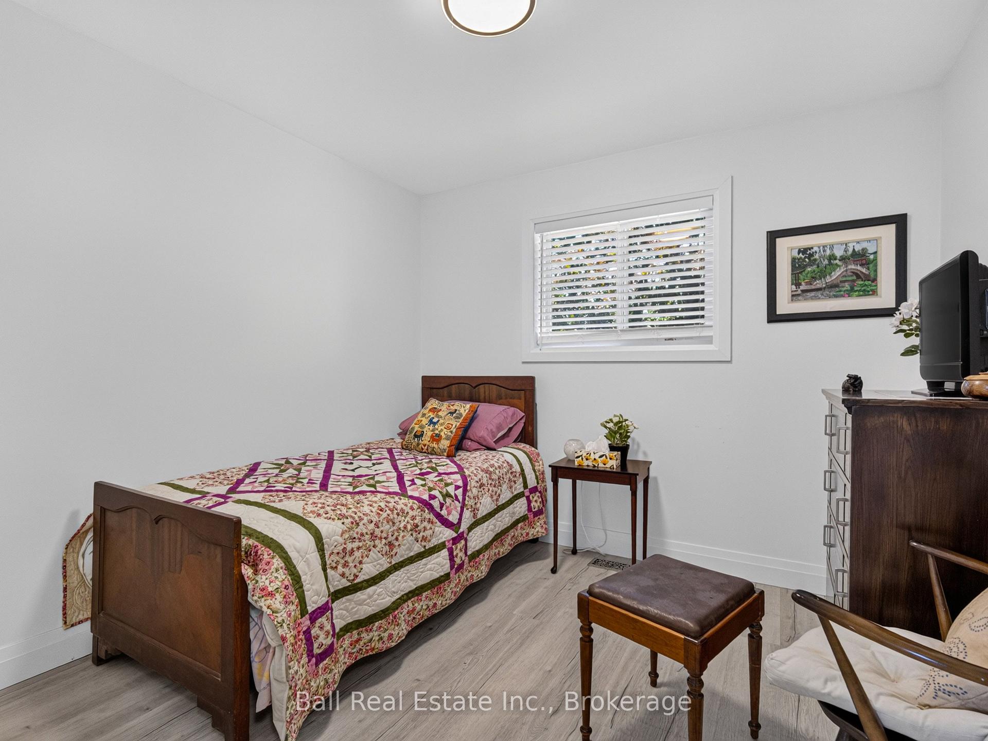 Photo 24 of 6 Ermatinger Street, Selwyn — HOMEH