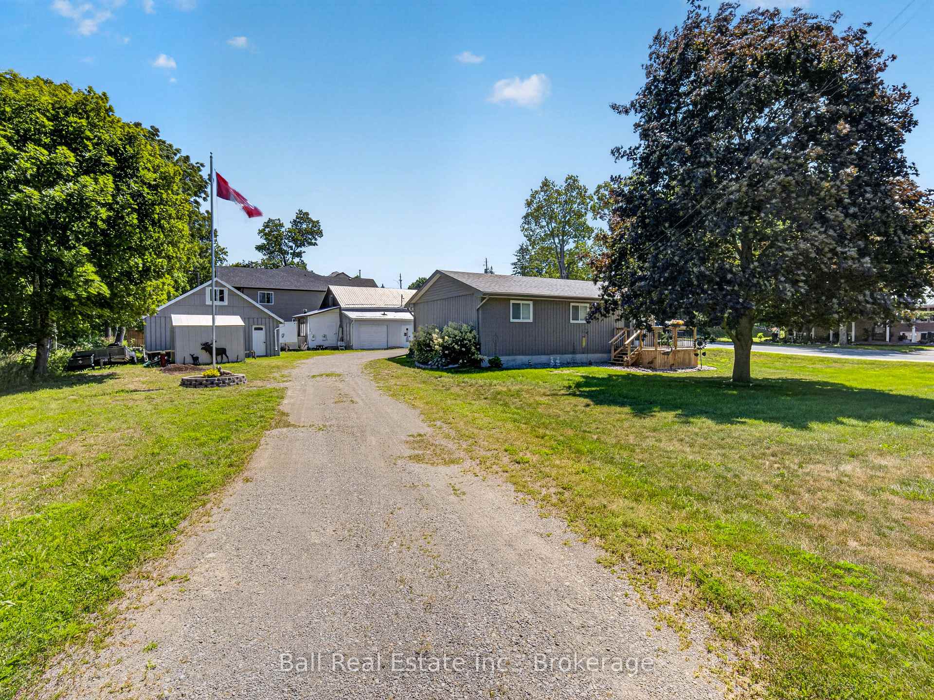 Photo 40 of 6 Ermatinger Street, Selwyn — HOMEH