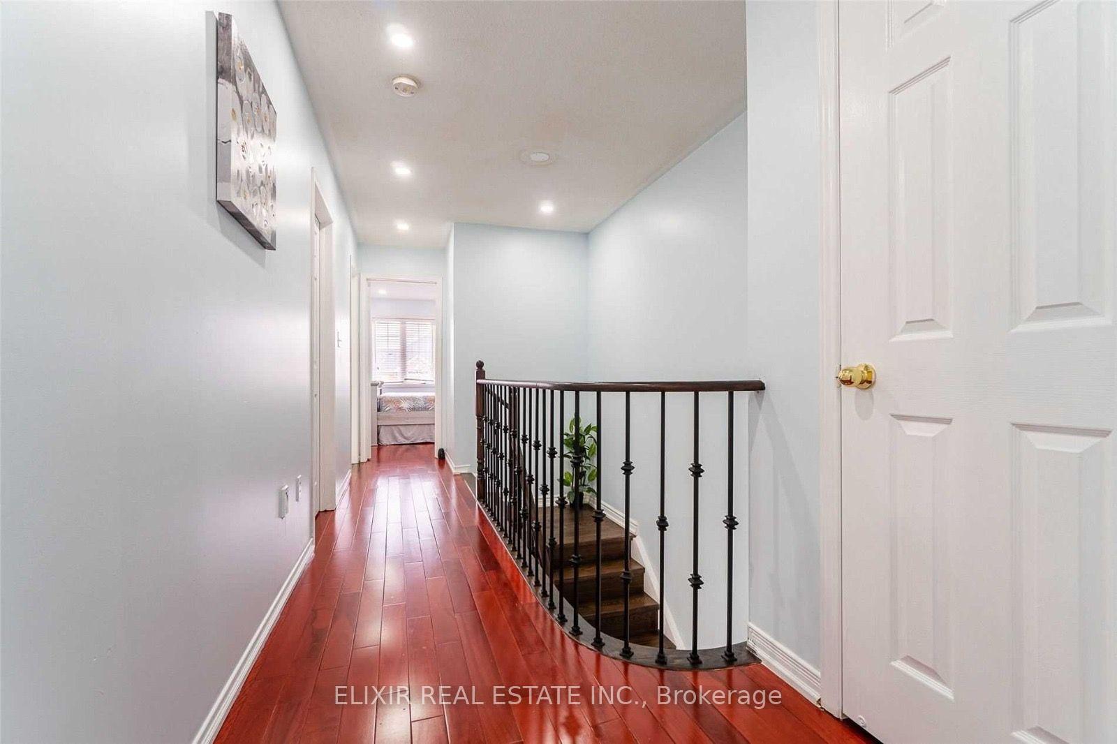 Photo 18 of Unit Upper Level, 29 Timbertop Crescent, Brampton, Sandringham-Wellington — HOMEH
