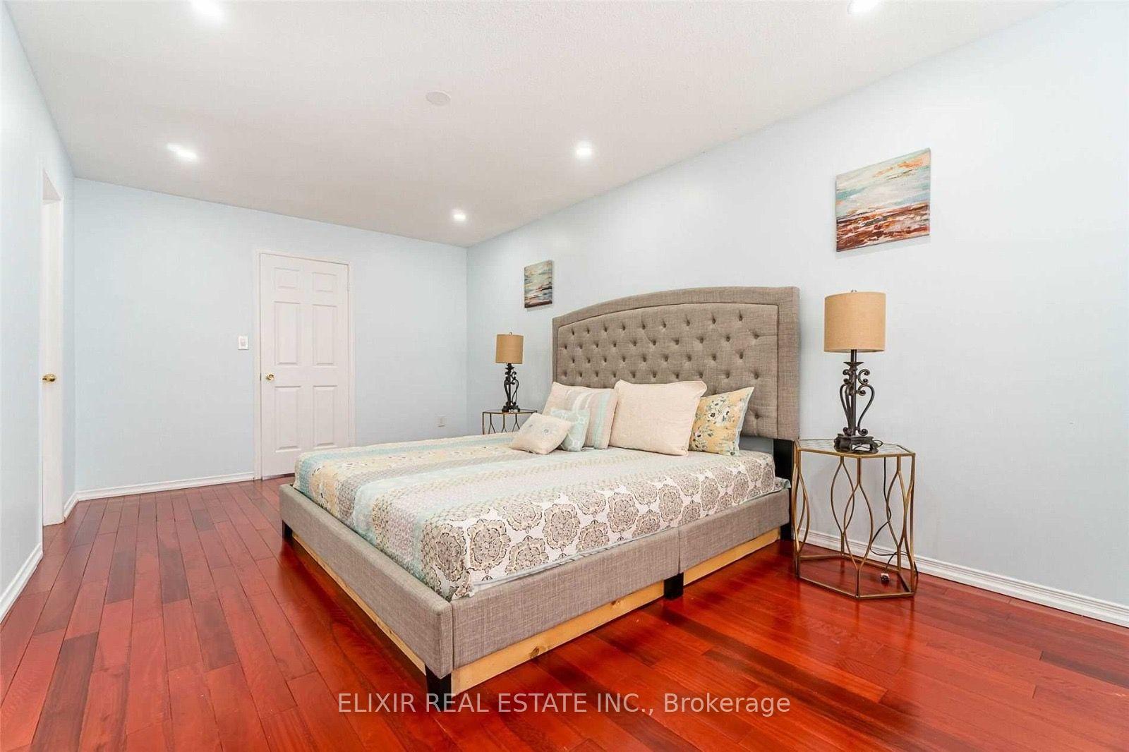 Photo 19 of Unit Upper Level, 29 Timbertop Crescent, Brampton, Sandringham-Wellington — HOMEH