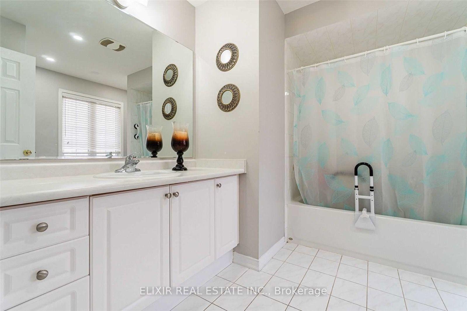 Photo 24 of Unit Upper Level, 29 Timbertop Crescent, Brampton, Sandringham-Wellington — HOMEH