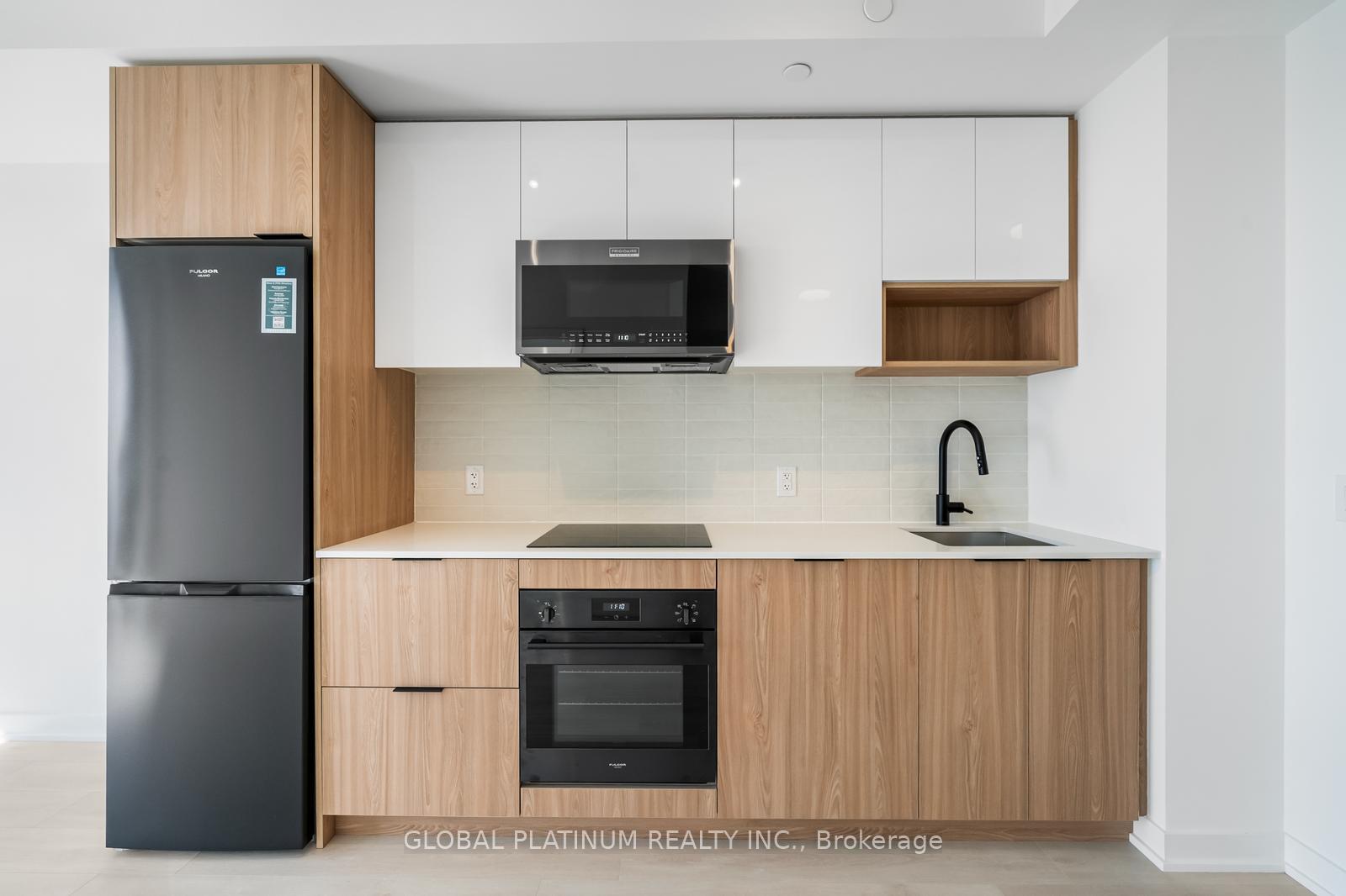 Photo 3 of Unit 2103, 5 Defries Street, Toronto, Regent Park — HOMEH