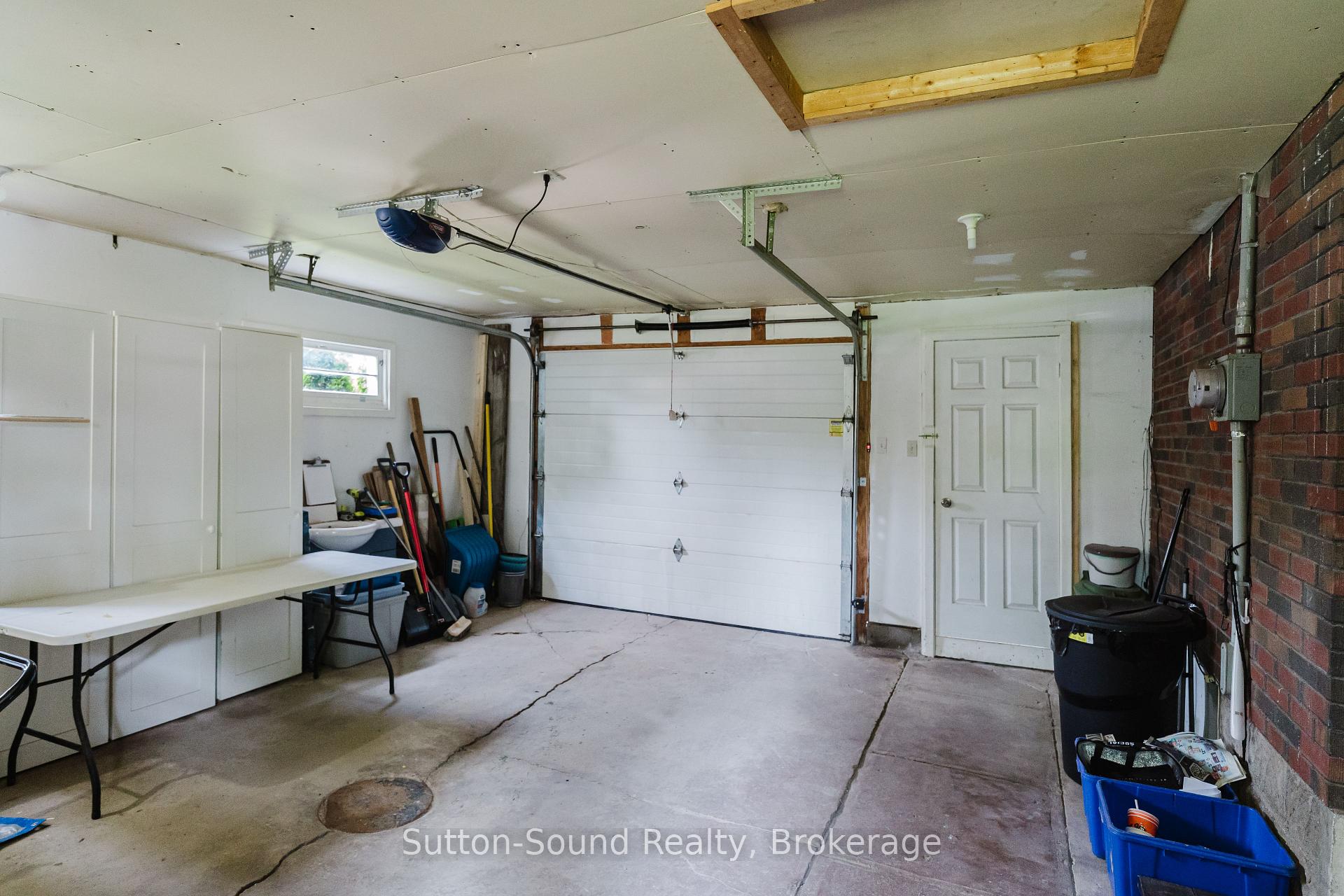 Photo 17 of 755 17th Street E, Owen Sound — HOMEH