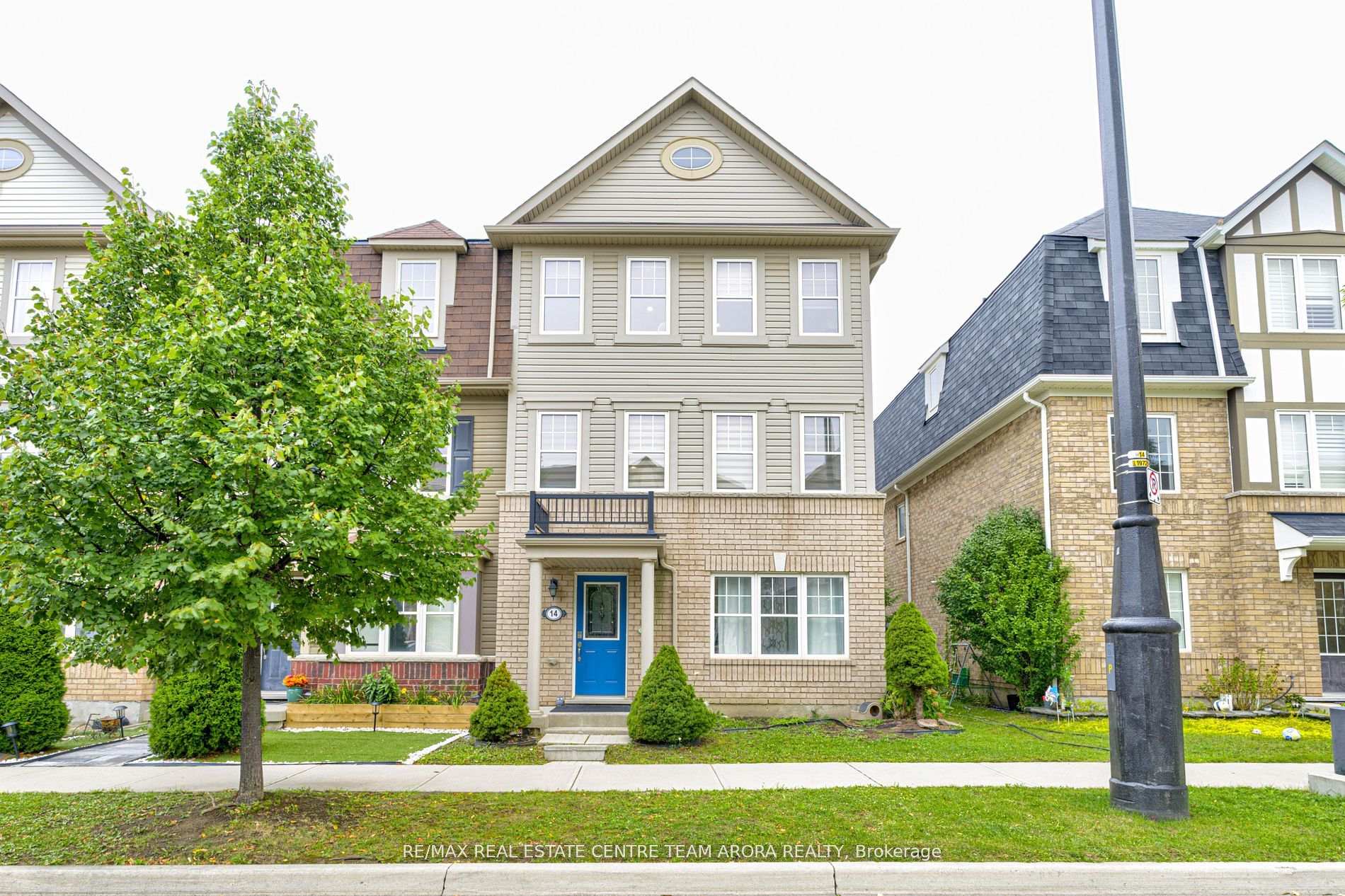 Photo 1 of 14 Crossbill Road, Brampton, Northwest Brampton — HOMEH