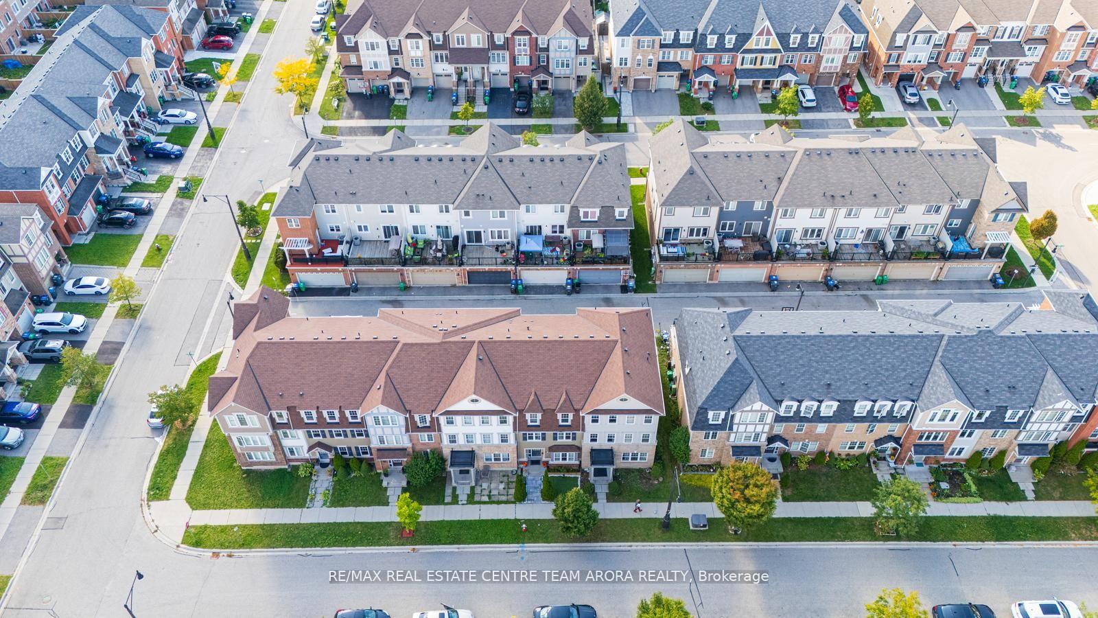 Photo 3 of 14 Crossbill Road, Brampton, Northwest Brampton — HOMEH