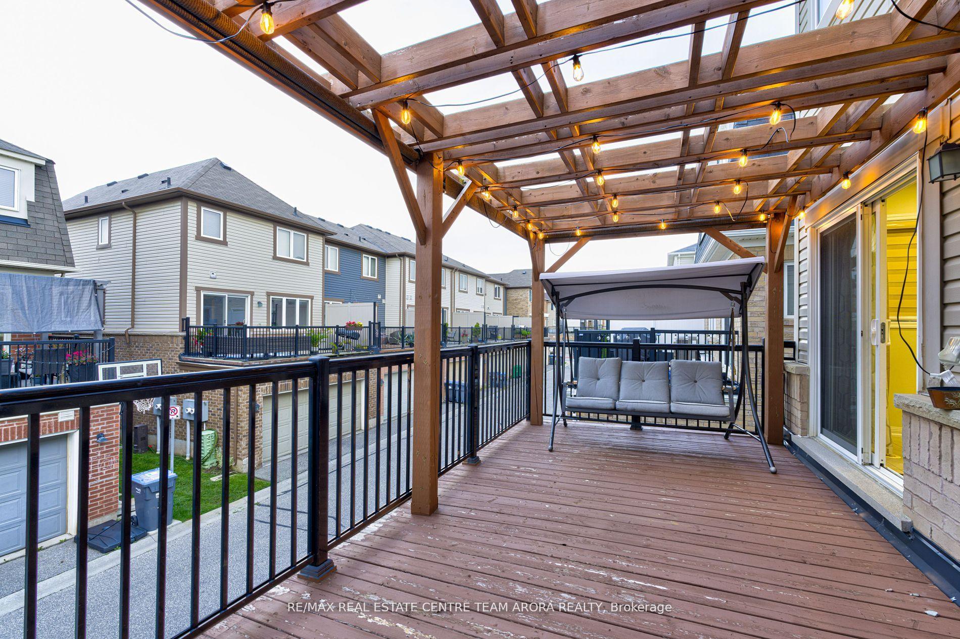 Photo 38 of 14 Crossbill Road, Brampton, Northwest Brampton — HOMEH