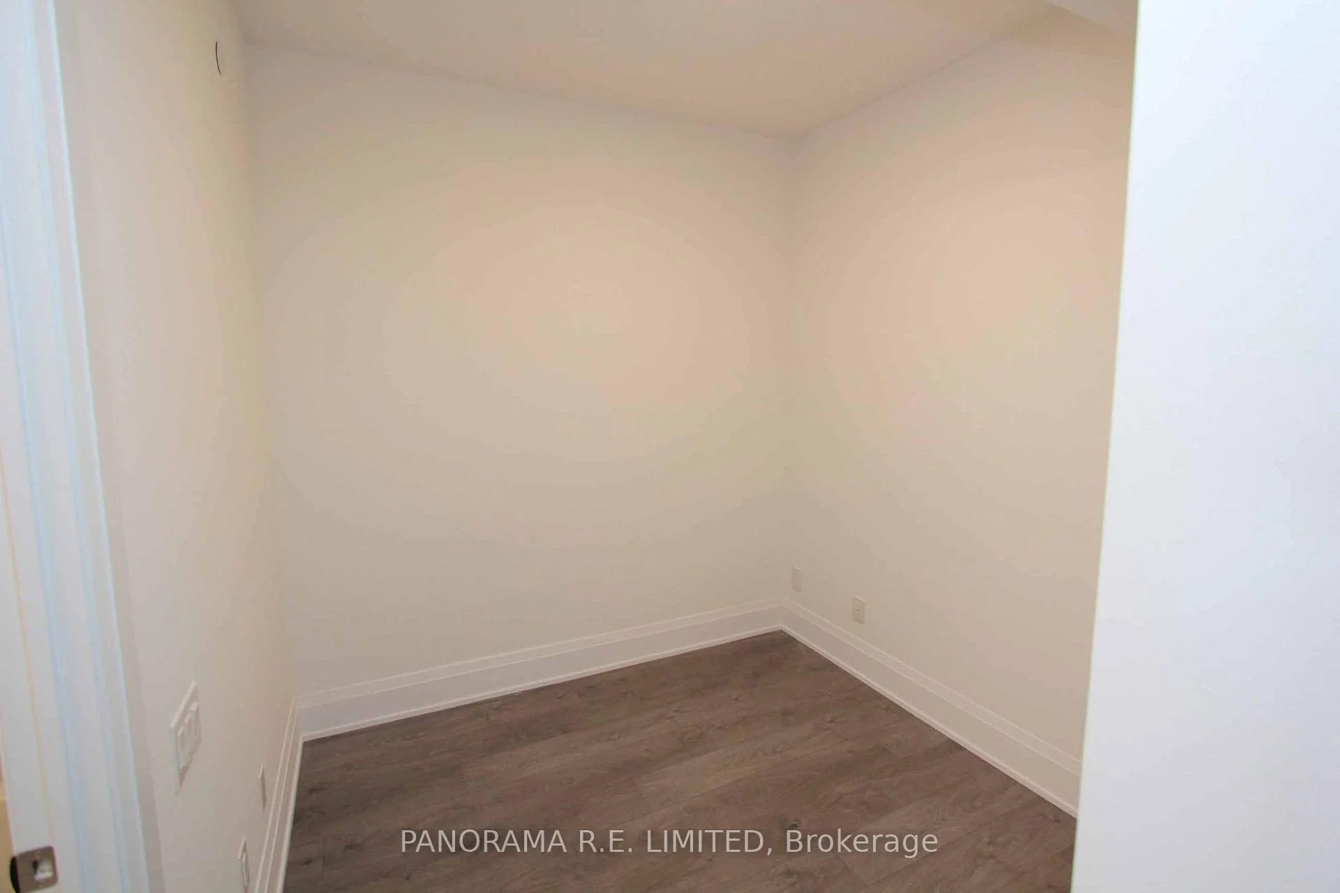 Photo 16 of Unit 509, 20 Brin Drive, Etobicoke, Edenbridge-Humber Valley — HOMEH
