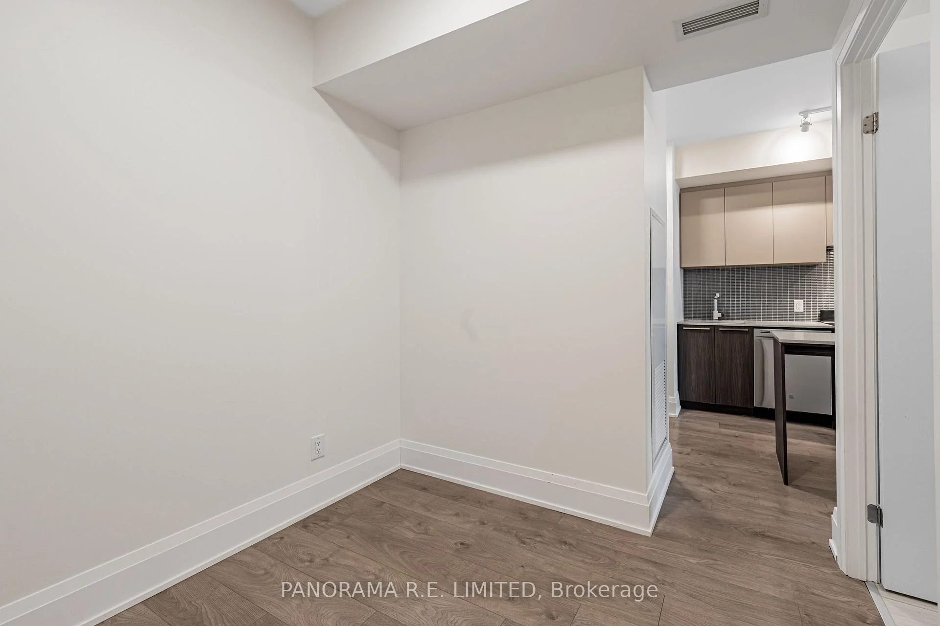 Photo 31 of Unit 509, 20 Brin Drive, Etobicoke, Edenbridge-Humber Valley — HOMEH