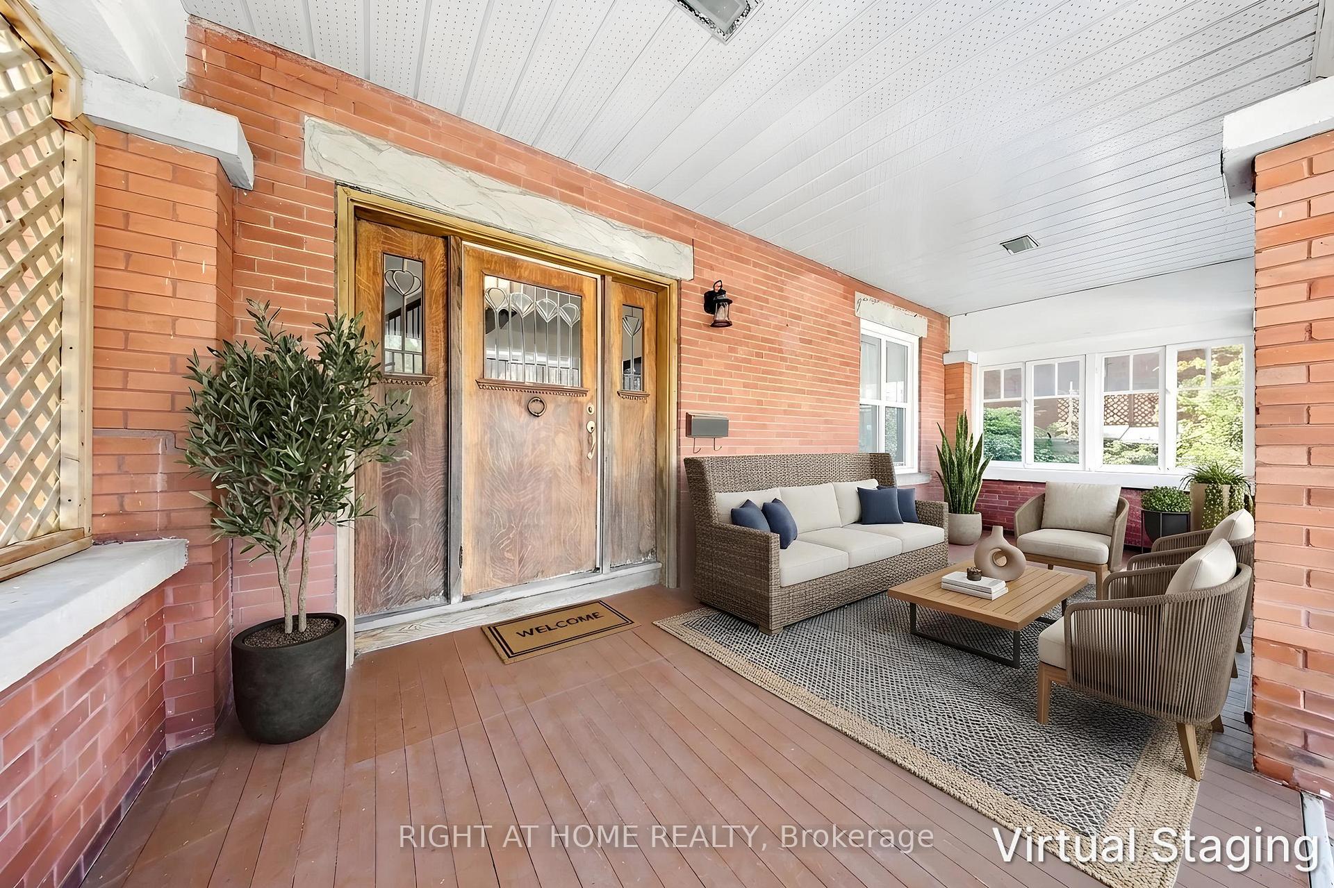 Photo 7 of 30 Willow Street N, Halton Hills, Acton — HOMEH