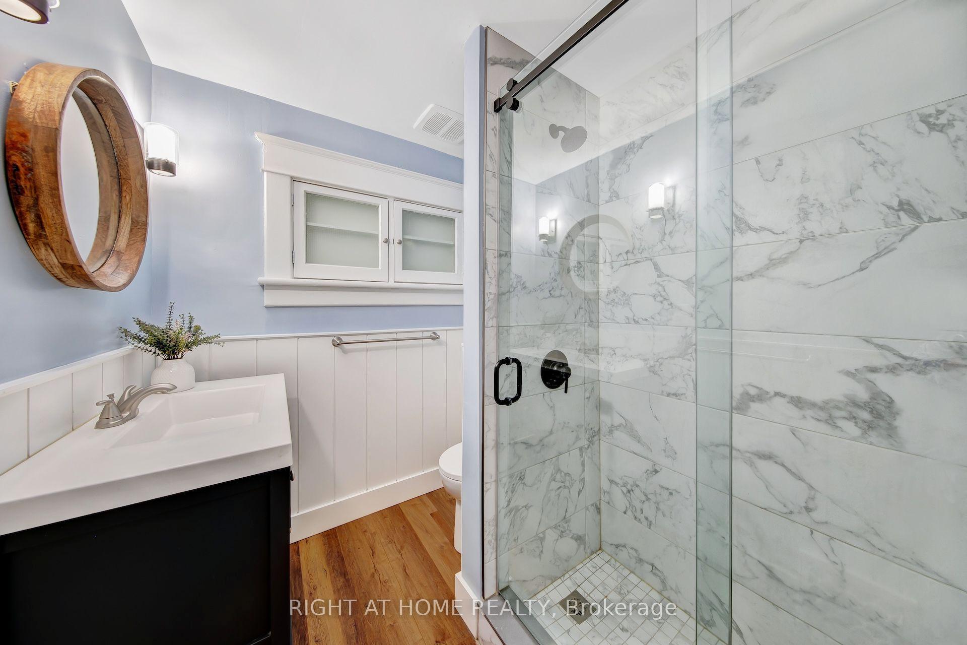 Photo 36 of 30 Willow Street N, Halton Hills, Acton — HOMEH