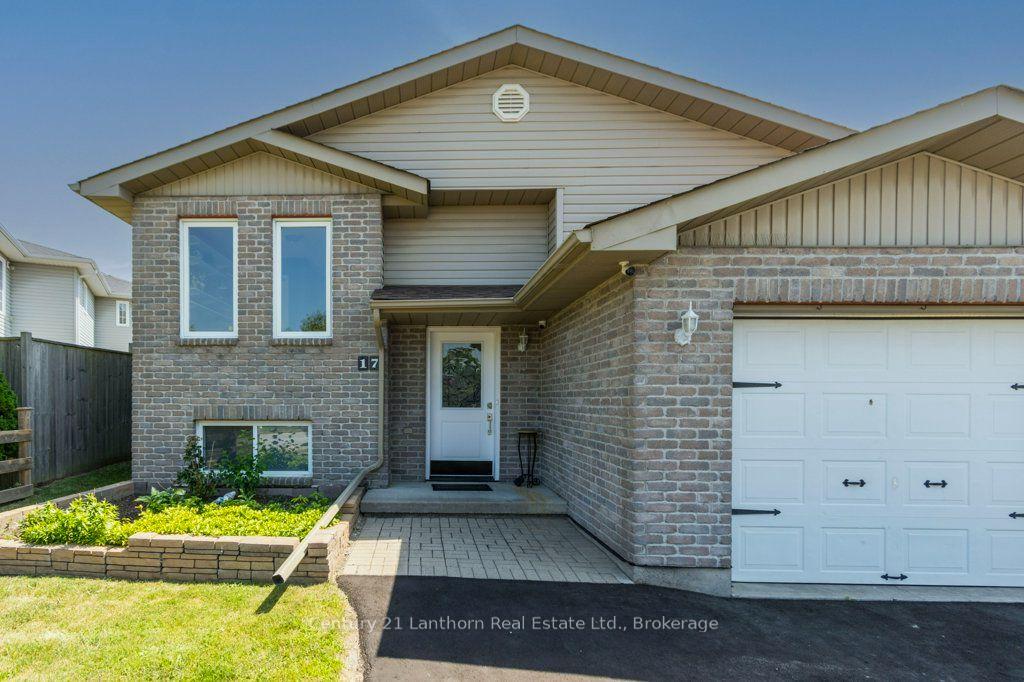 Photo 2 of 17 Mayhew Drive, Quinte West, Murray Ward — HOMEH