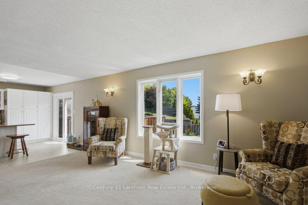 Photo 14 of 17 Mayhew Drive, Quinte West, Murray Ward — HOMEH