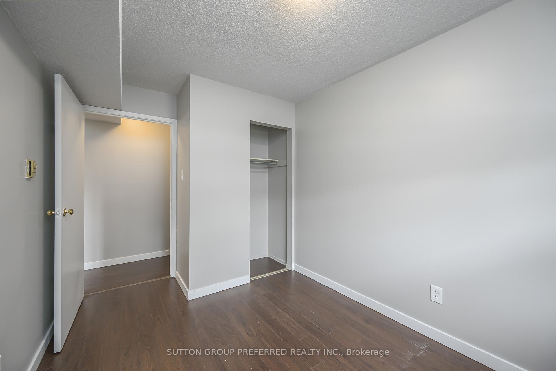 Photo 14 of Unit 202, 15 Jacksway Crescent, London, North G — HOMEH