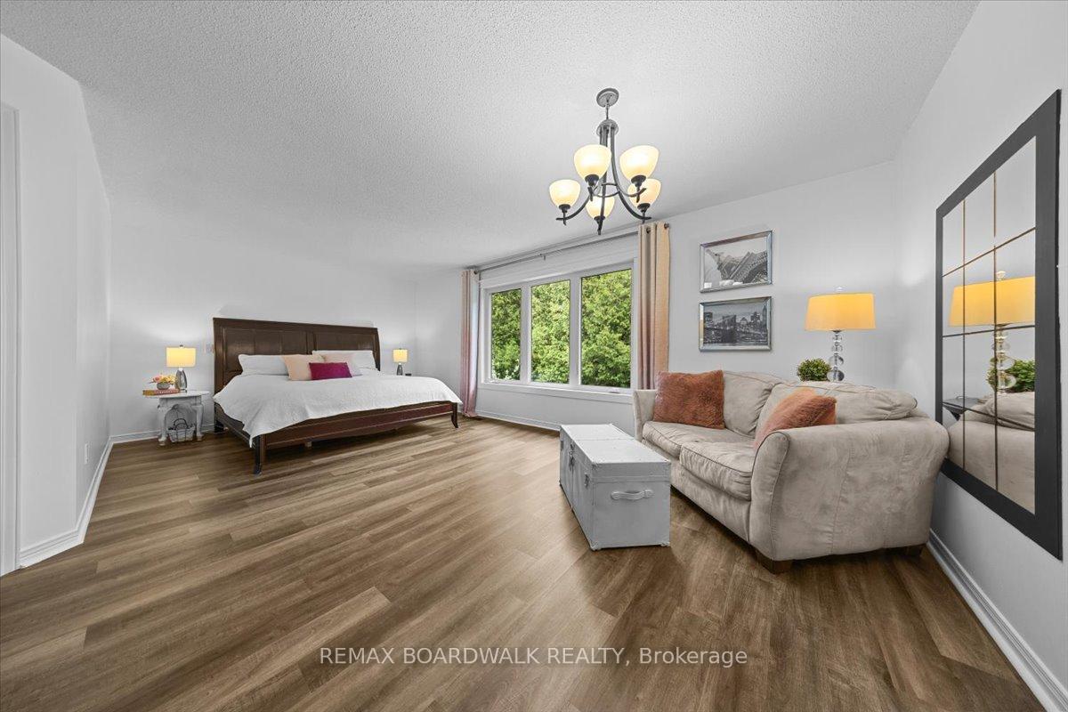 Photo 22 of 8128 Miles Crescent, Ottawa, Osgoode Twp North of Reg Rd 6 — HOMEH