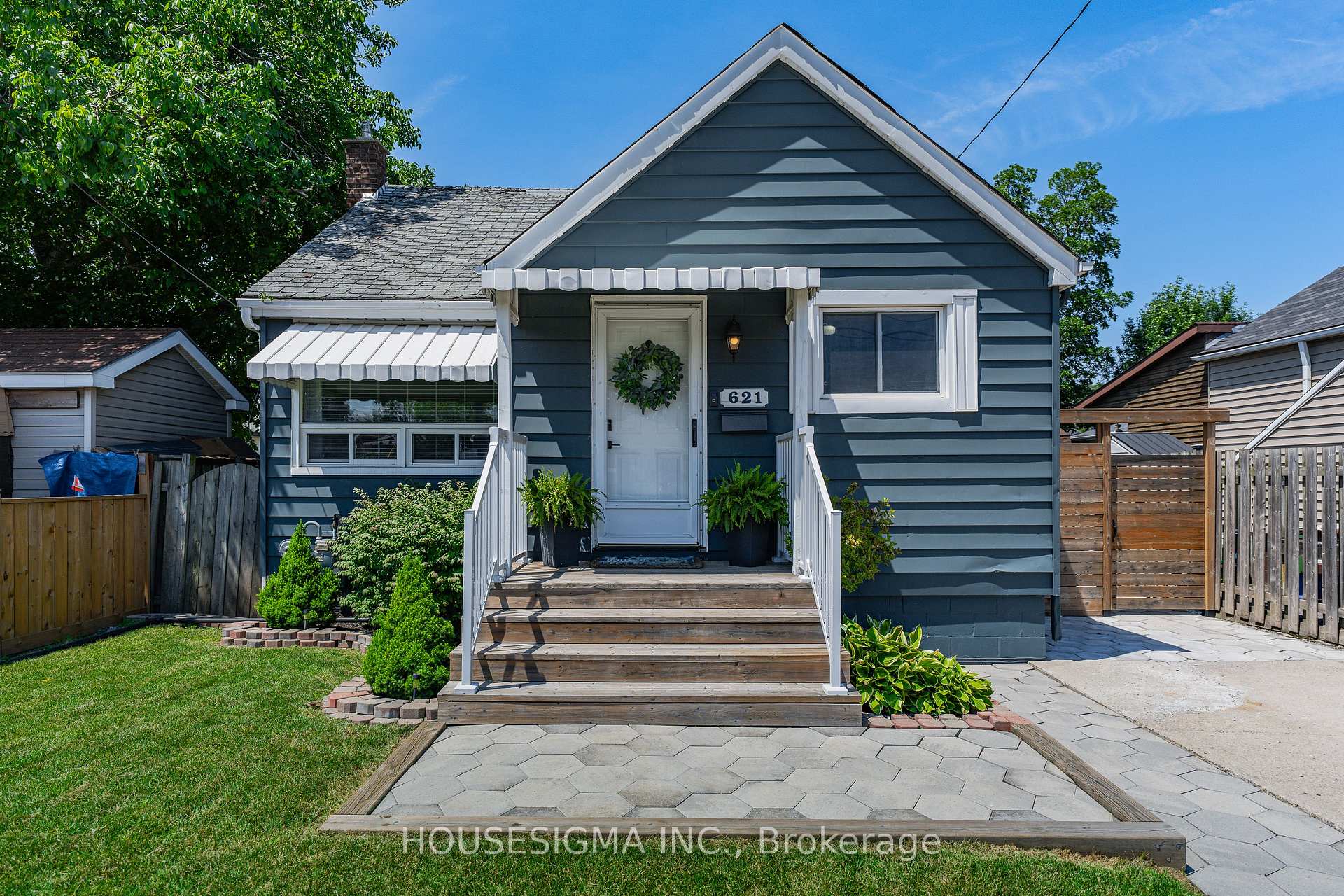 Photo 3 of 621 Tate Avenue, Hamilton, Parkview — HOMEH
