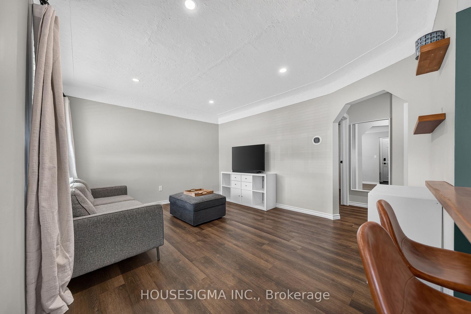 Photo 7 of 621 Tate Avenue, Hamilton, Parkview — HOMEH