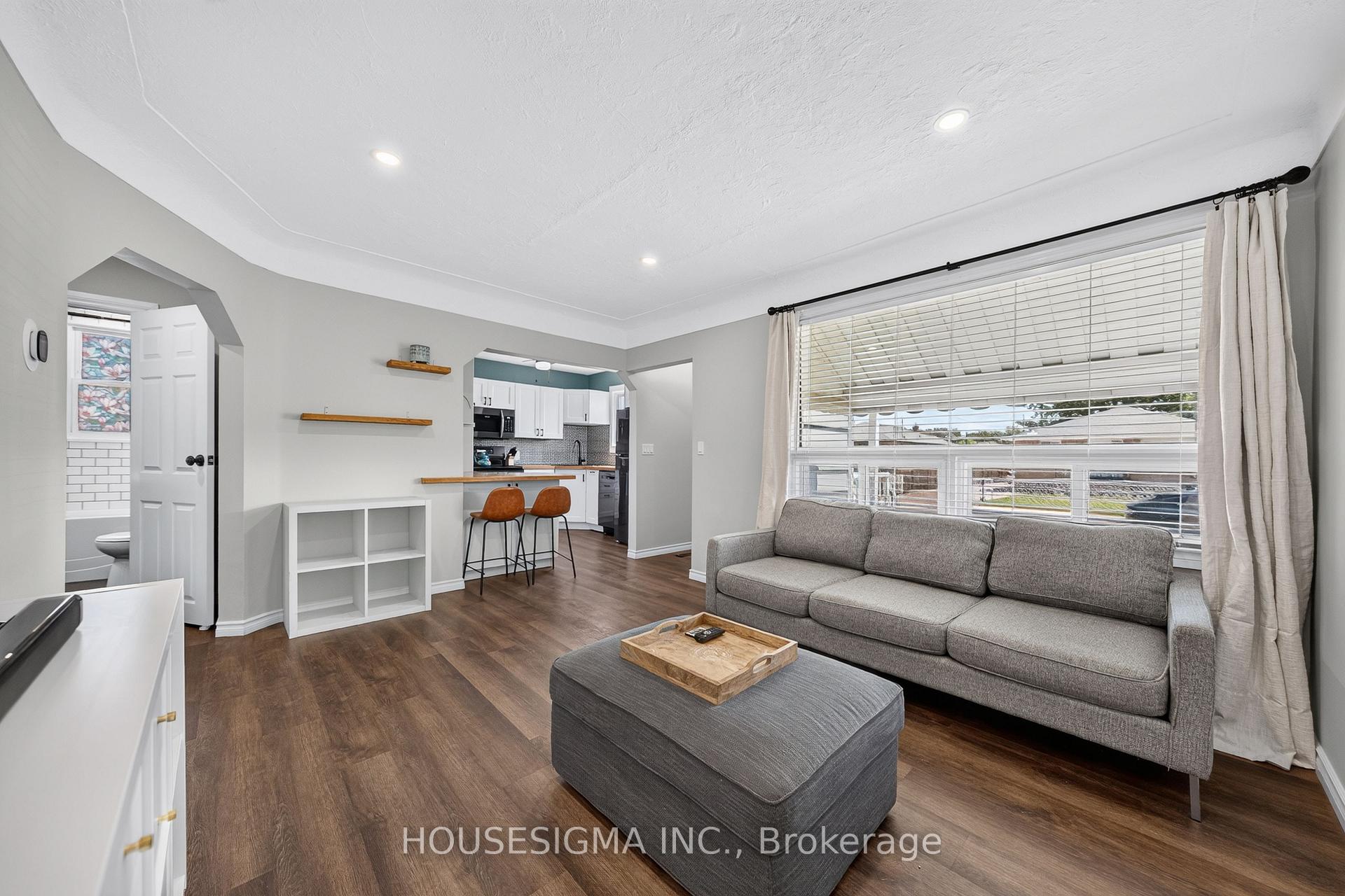Photo 10 of 621 Tate Avenue, Hamilton, Parkview — HOMEH