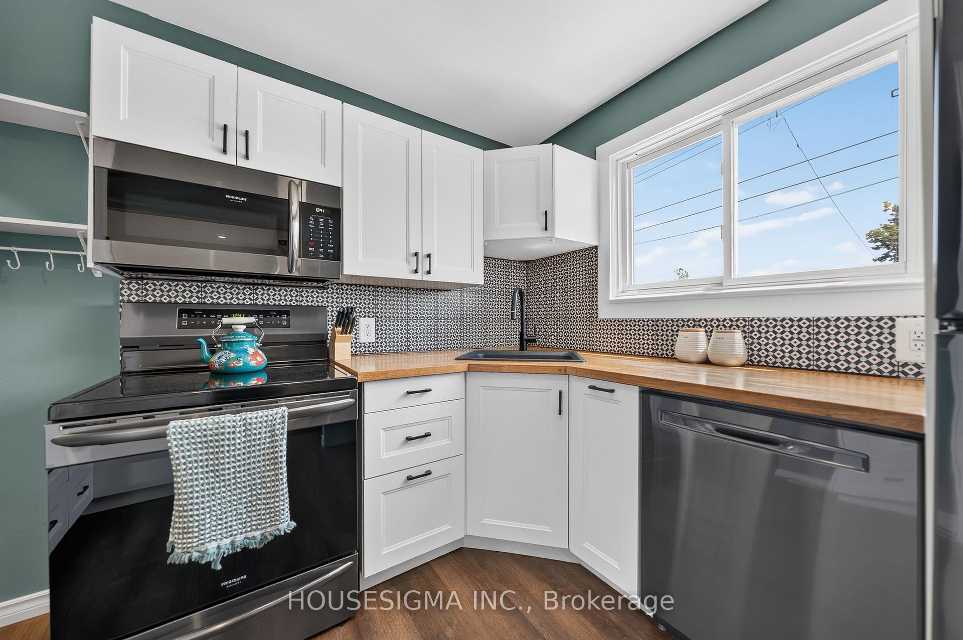 Photo 15 of 621 Tate Avenue, Hamilton, Parkview — HOMEH