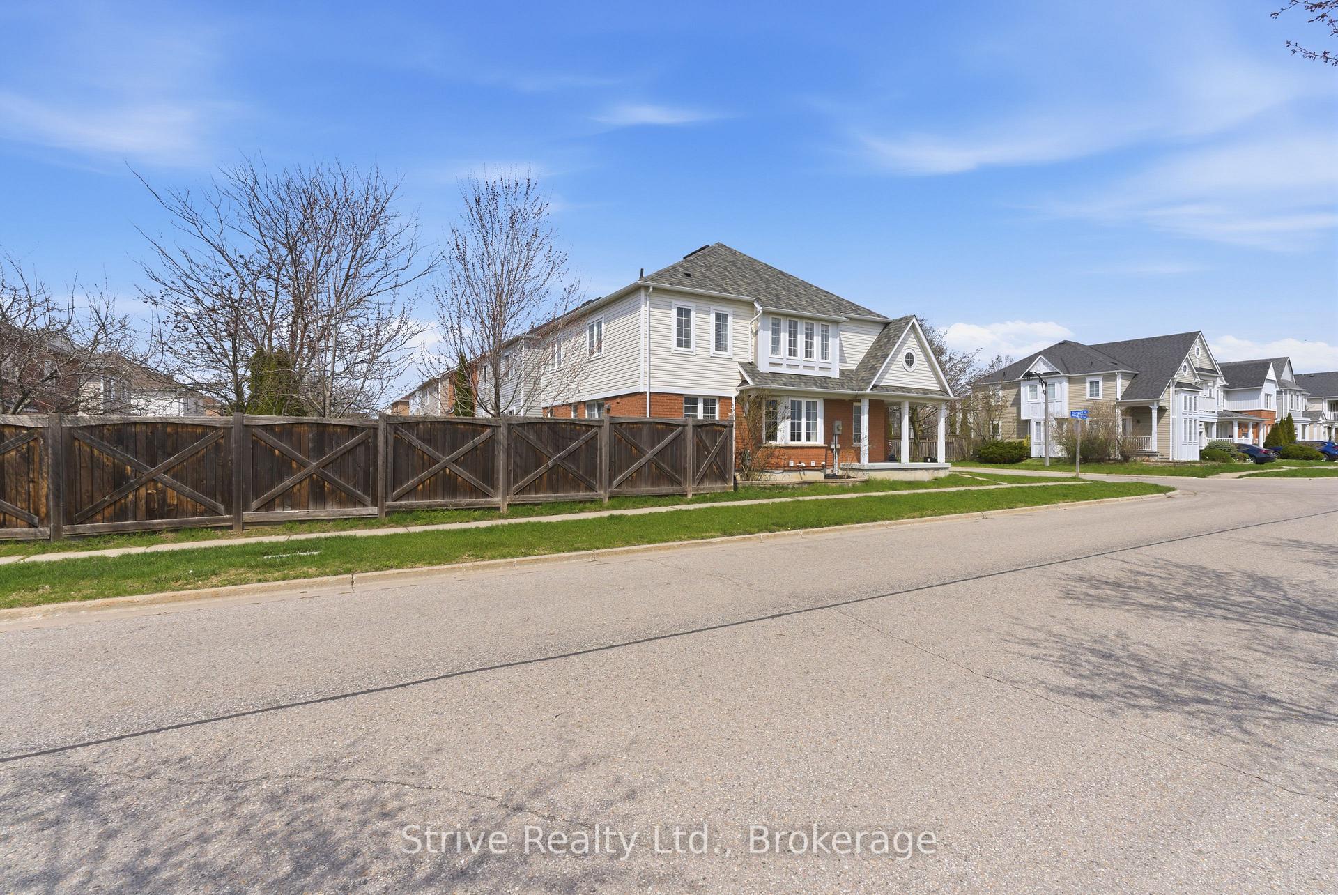 Photo 4 of 1360 Dumont Street, Oshawa, Taunton — HOMEH